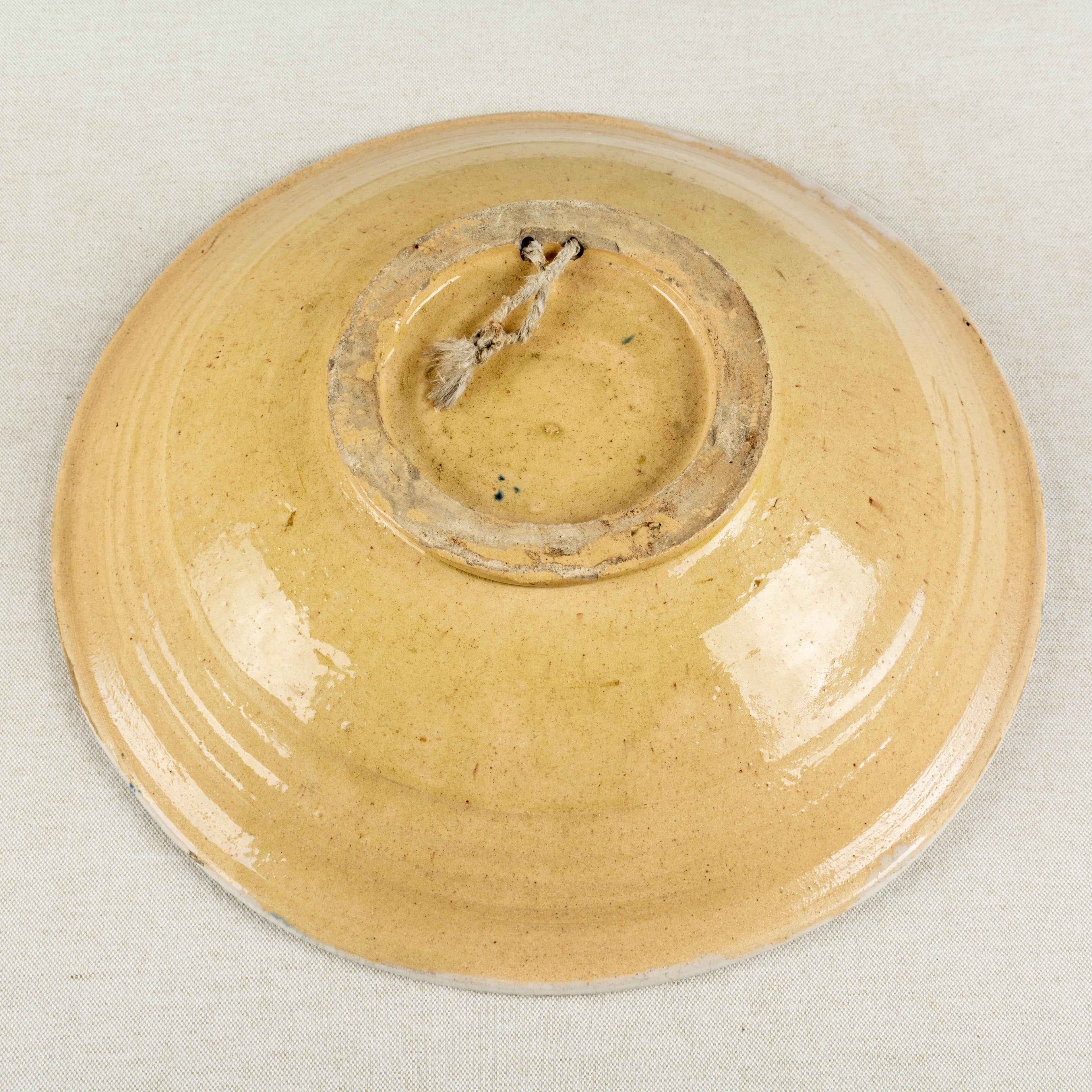 18th Century Delft Ceramic Bowl For Sale 1