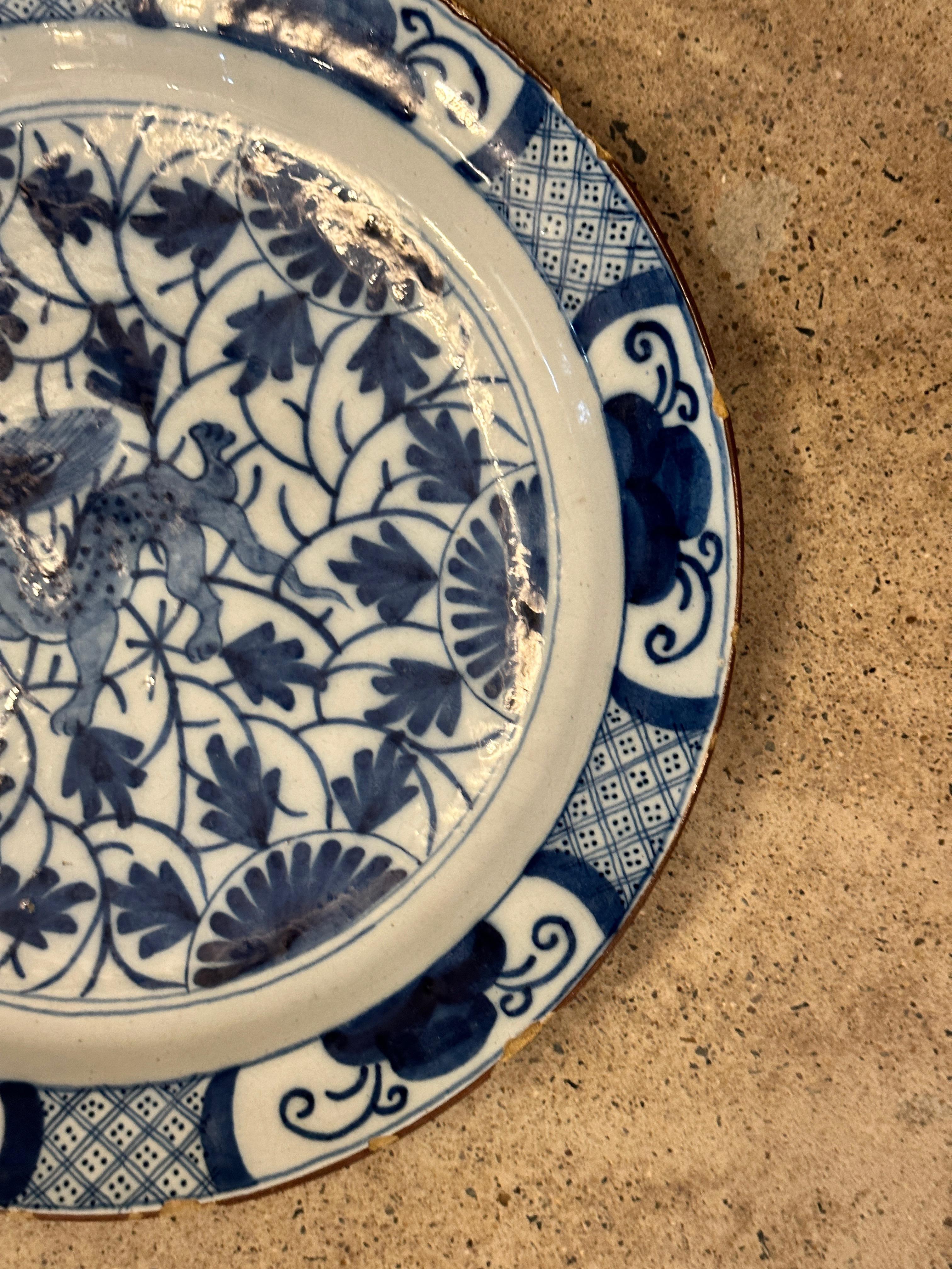 18th Century Delft Charger In Good Condition In Charlottesville, VA
