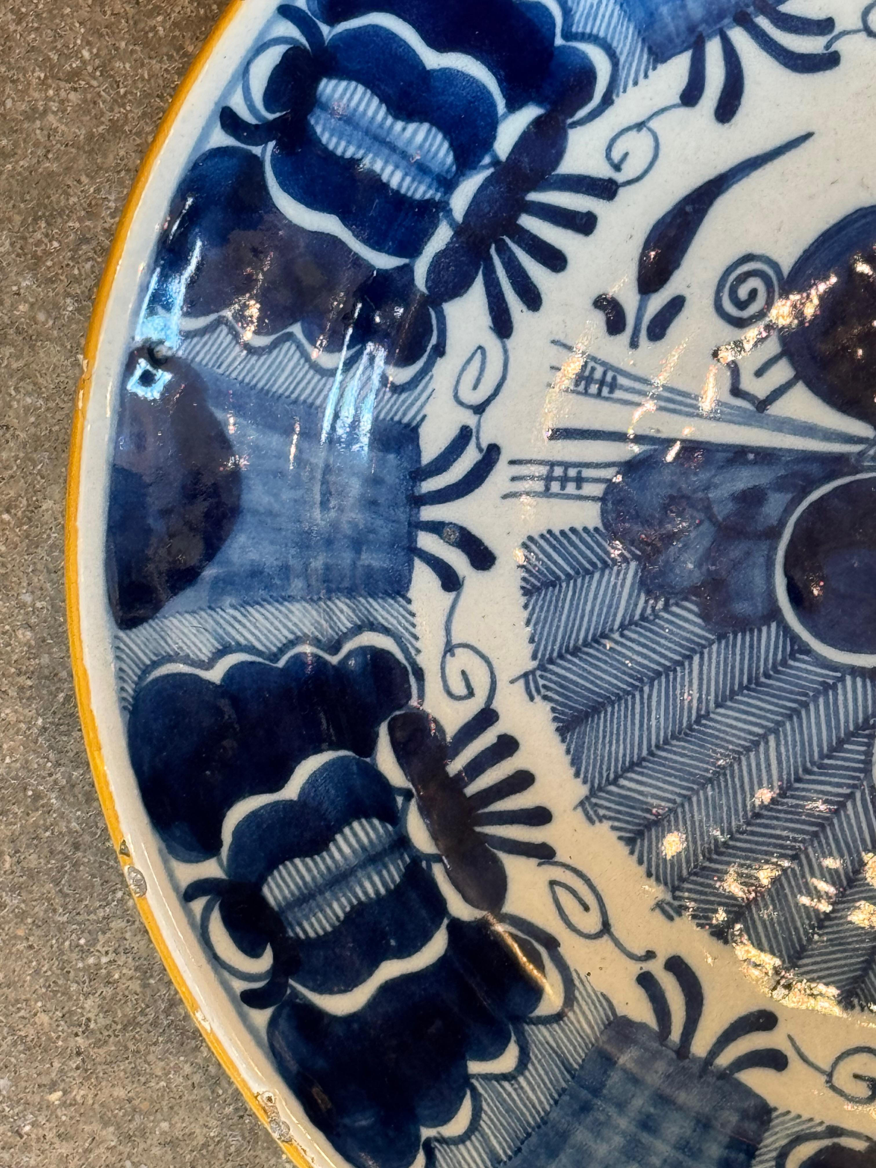 18th Century Delft Charger With Deep Peacock Pattern For Sale 1