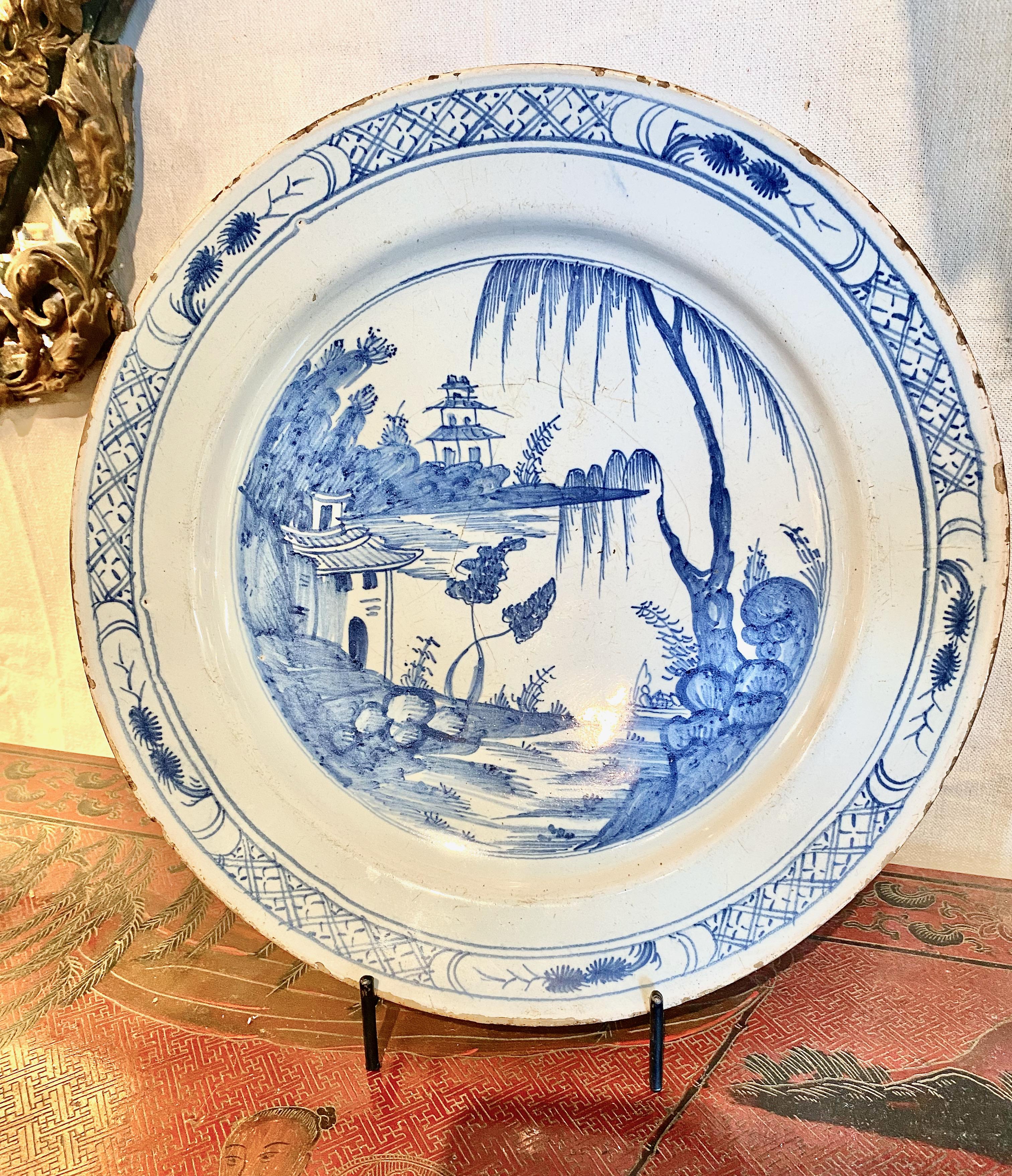 18th Century Delft Chinoiserie Charger For Sale 5
