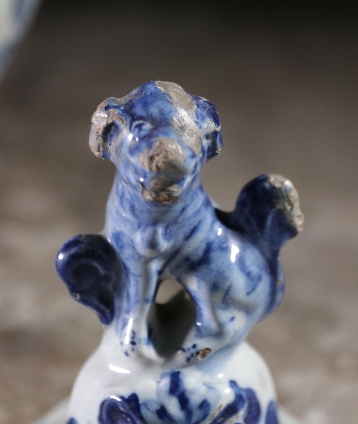 Vases en faïence de Delft du 18e siècle Pieter van den Briel 't Fortuyn en vente 1