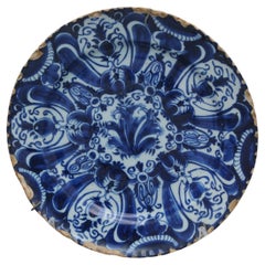 18th century Delft plate with scaloped rim