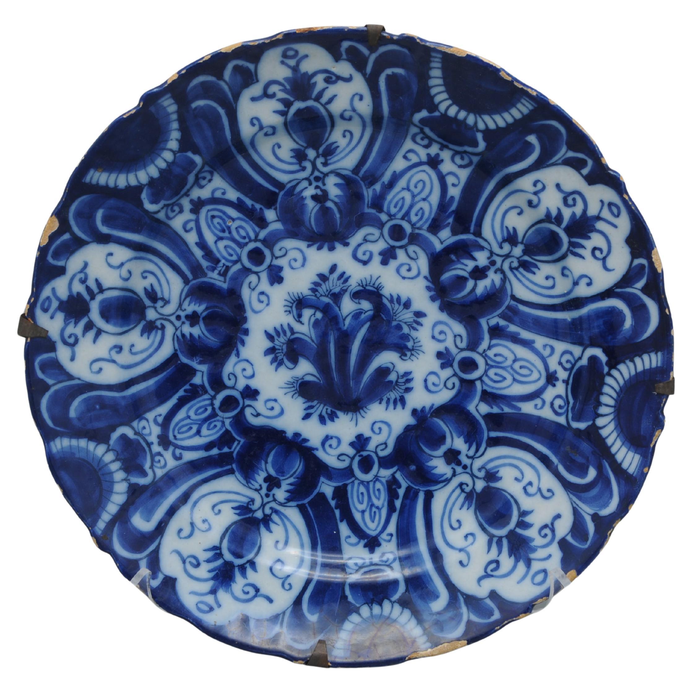 18th century Delft plate with tulip decor