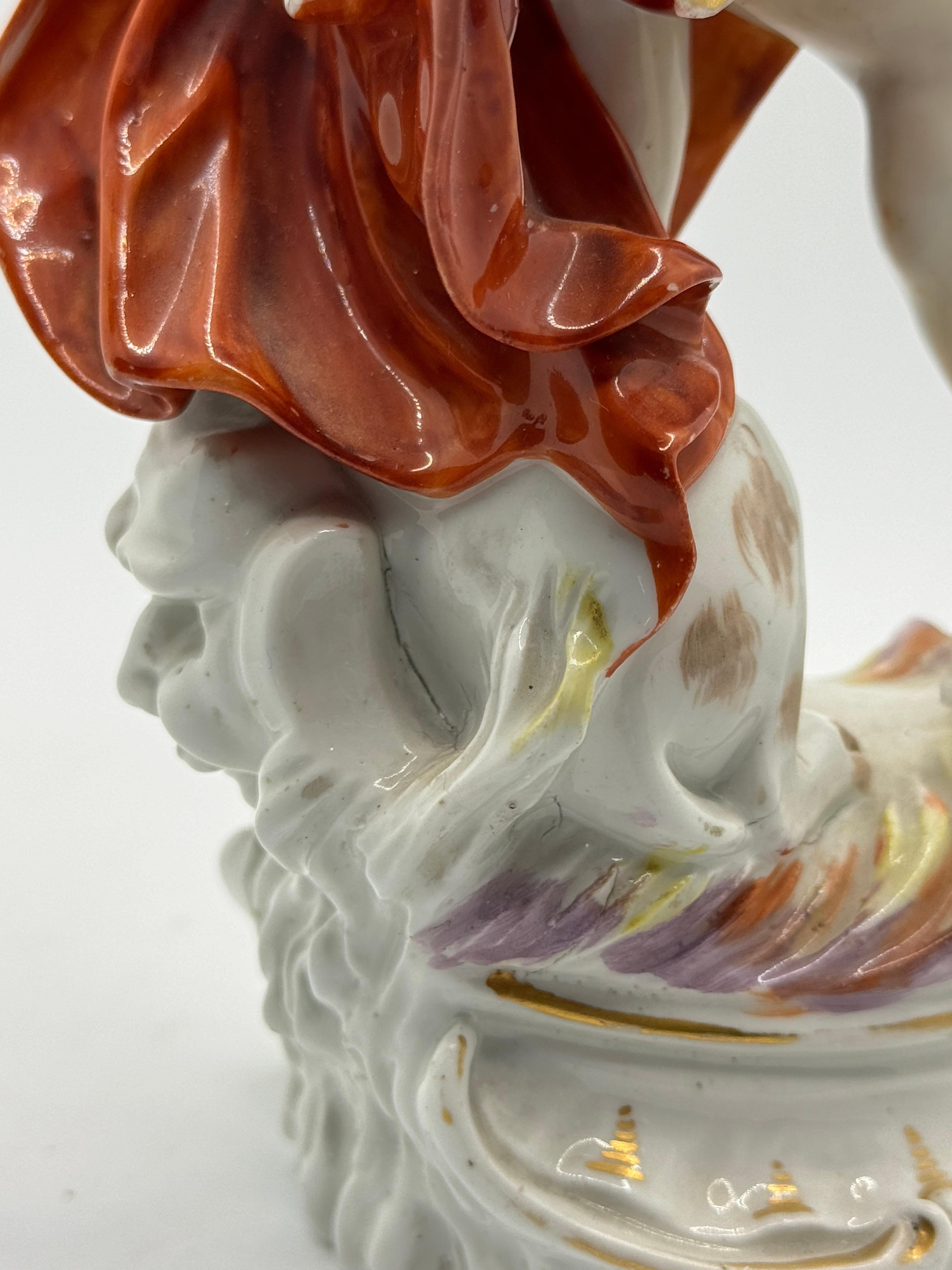 Grupo de figuras de Plutón y Cerbero de porcelana Derby del siglo XVIII en venta 7
