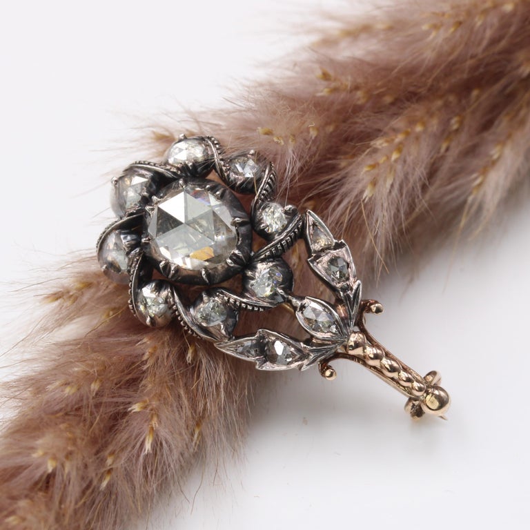 Broche Ancienne En Or Rose 18 Carats Et Argent Sertie De Diamants - Bijou Vintage