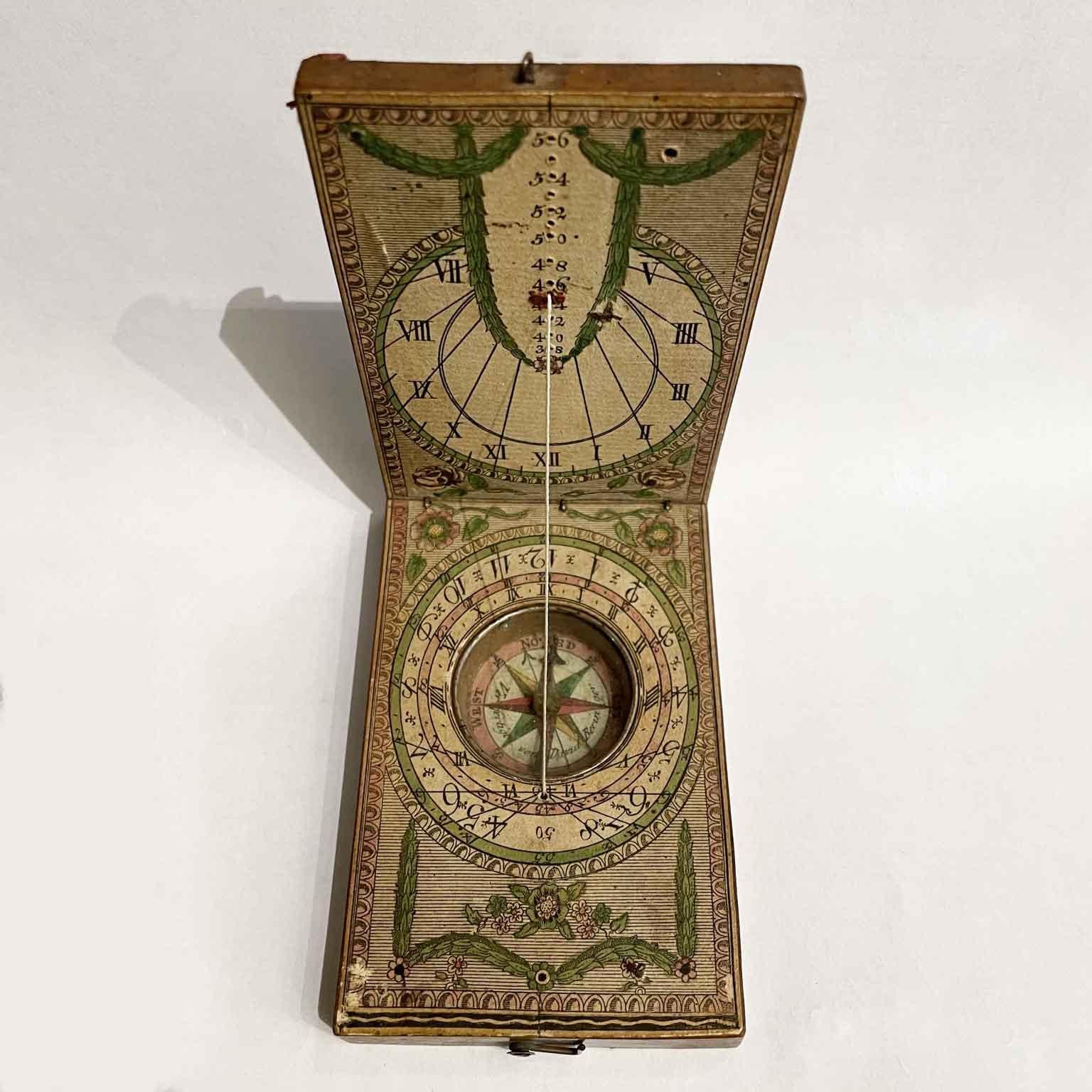 Antique 18th Century Diptych Sundial and Compass a portable wooden boxwood sundial with compass, of German origin, by David Beringer, Nuremberg, dating back to the 1790 circa, in good age related condition, with signs of wear consistent with age and