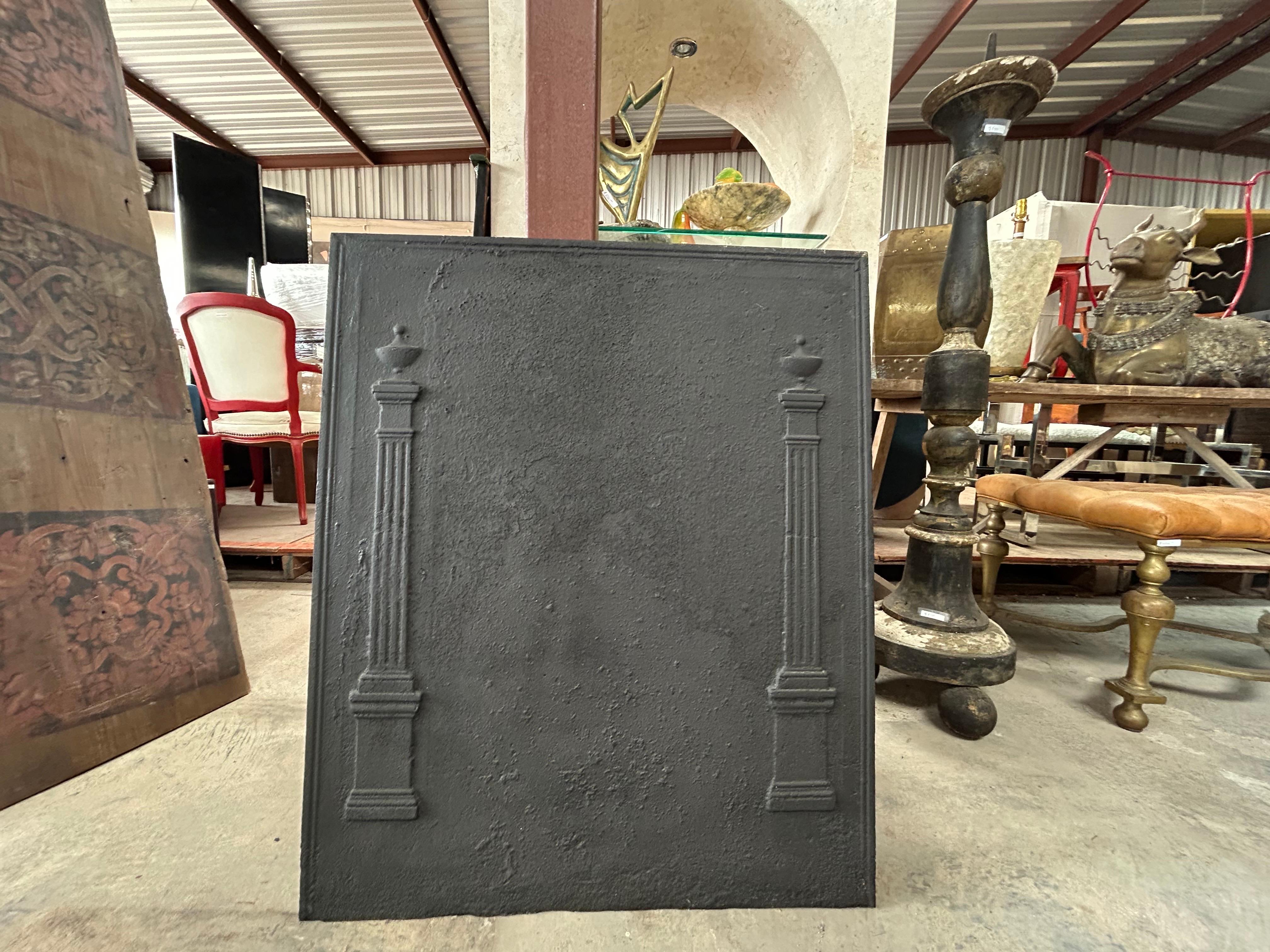18th Century Directorie Cast Iron Fireback For Sale 1