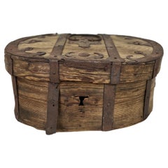 Caja de boda sueca del siglo XVIII envejecida