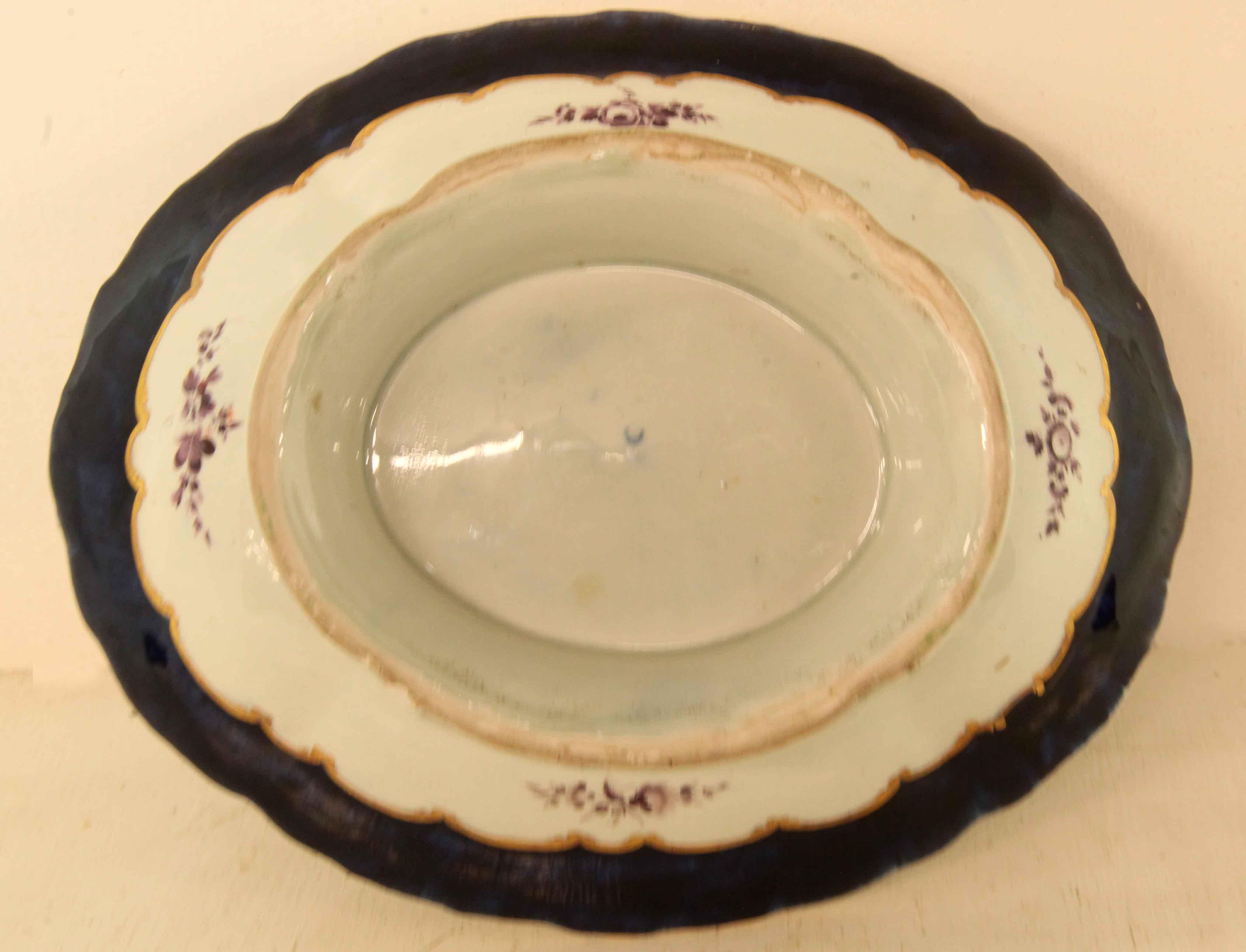 18th Century Dr. Wall Worcester Oval Dish For Sale 6