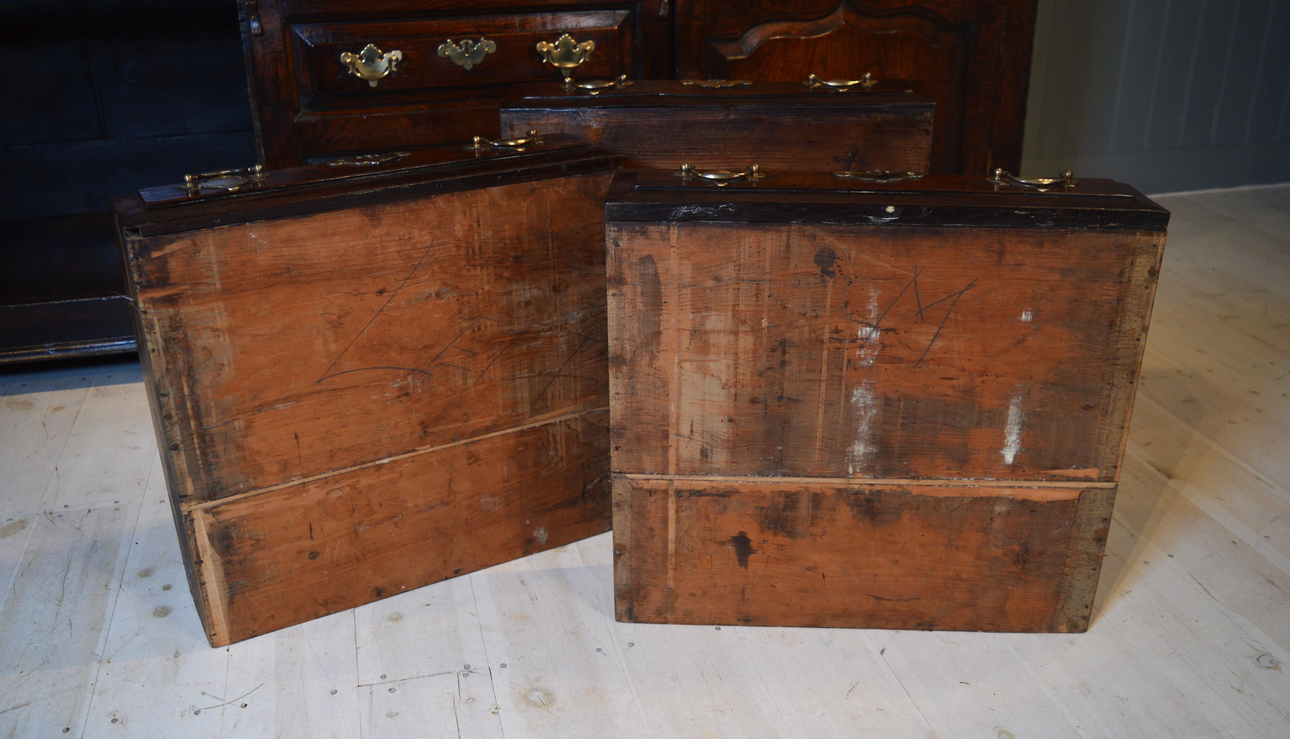 18th century Dresser base 4