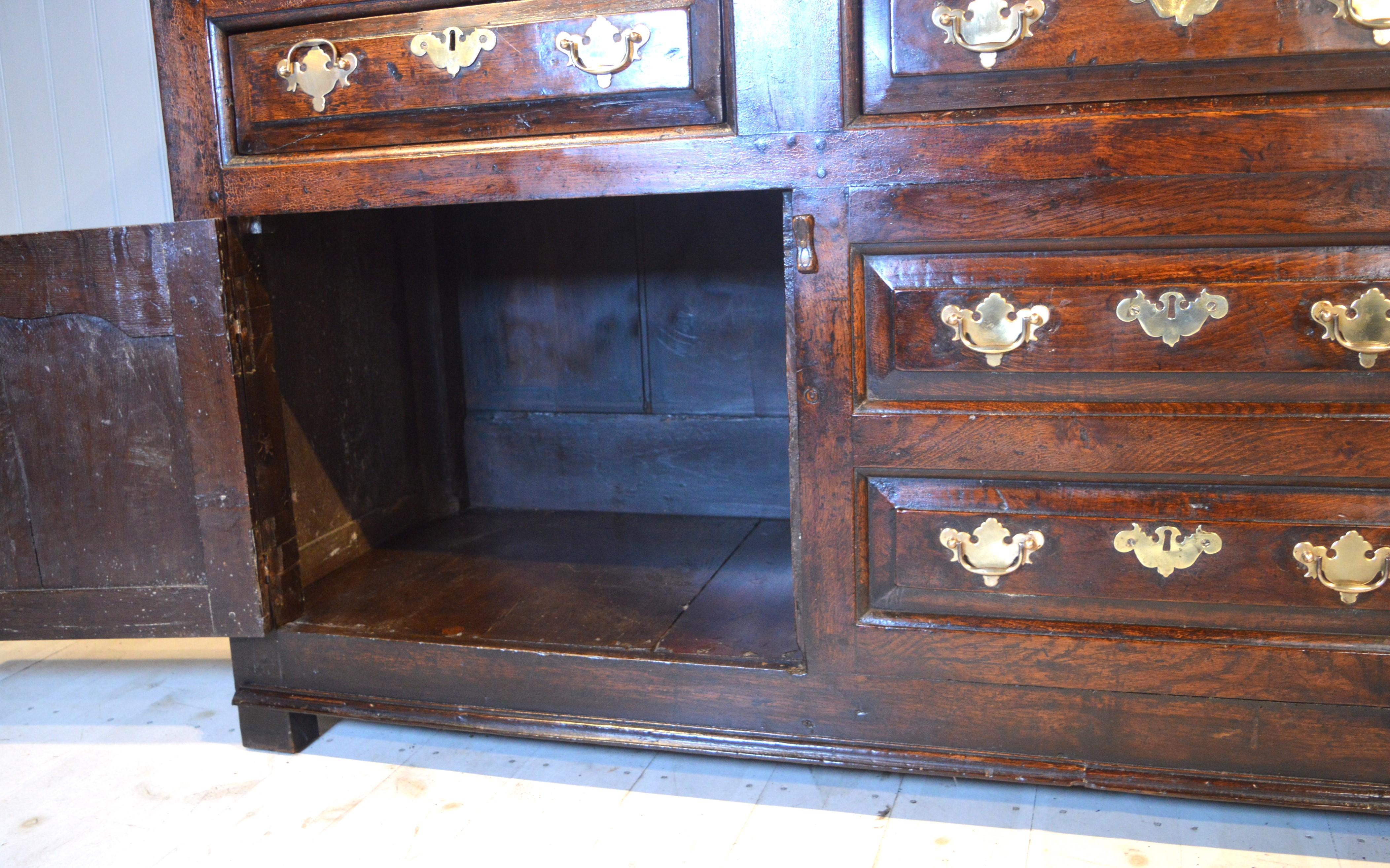 18th century Dresser base 6