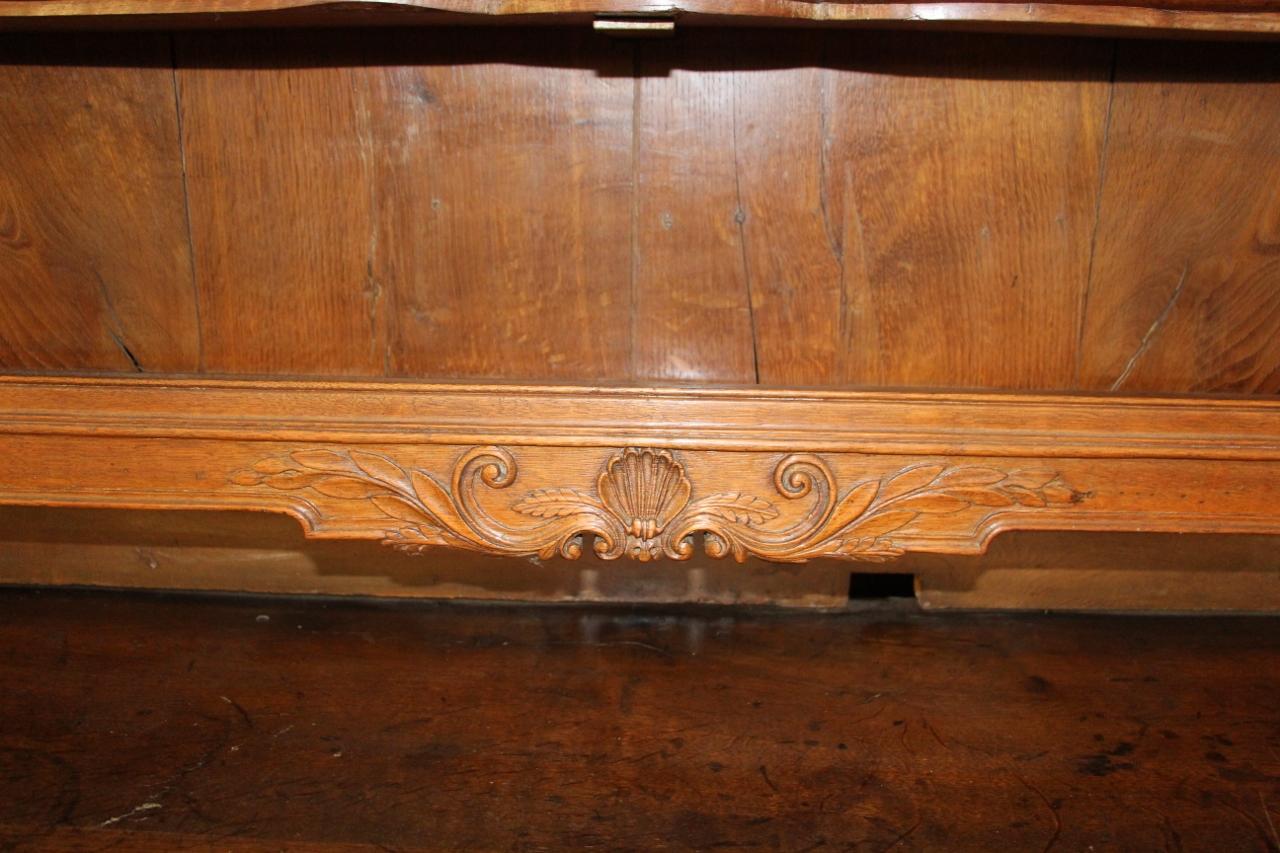 18th Century Dresser im Angebot 1