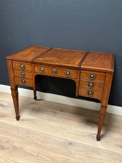 18th century dressing table