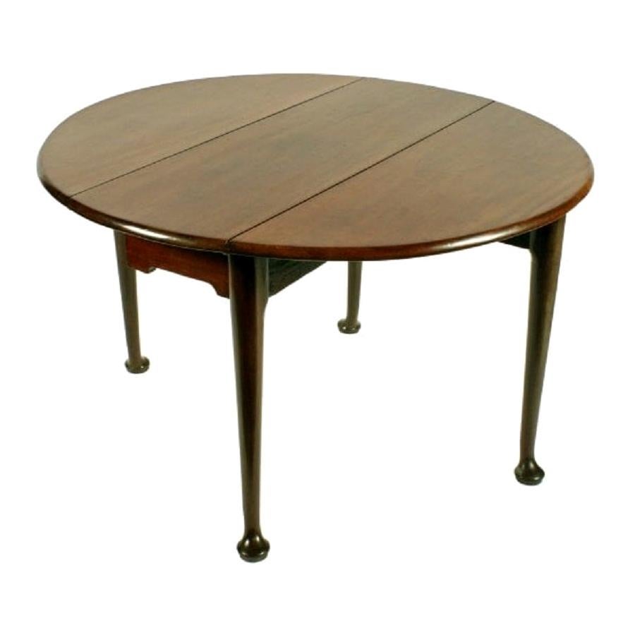 18th Century Drop Leaf Table For Sale