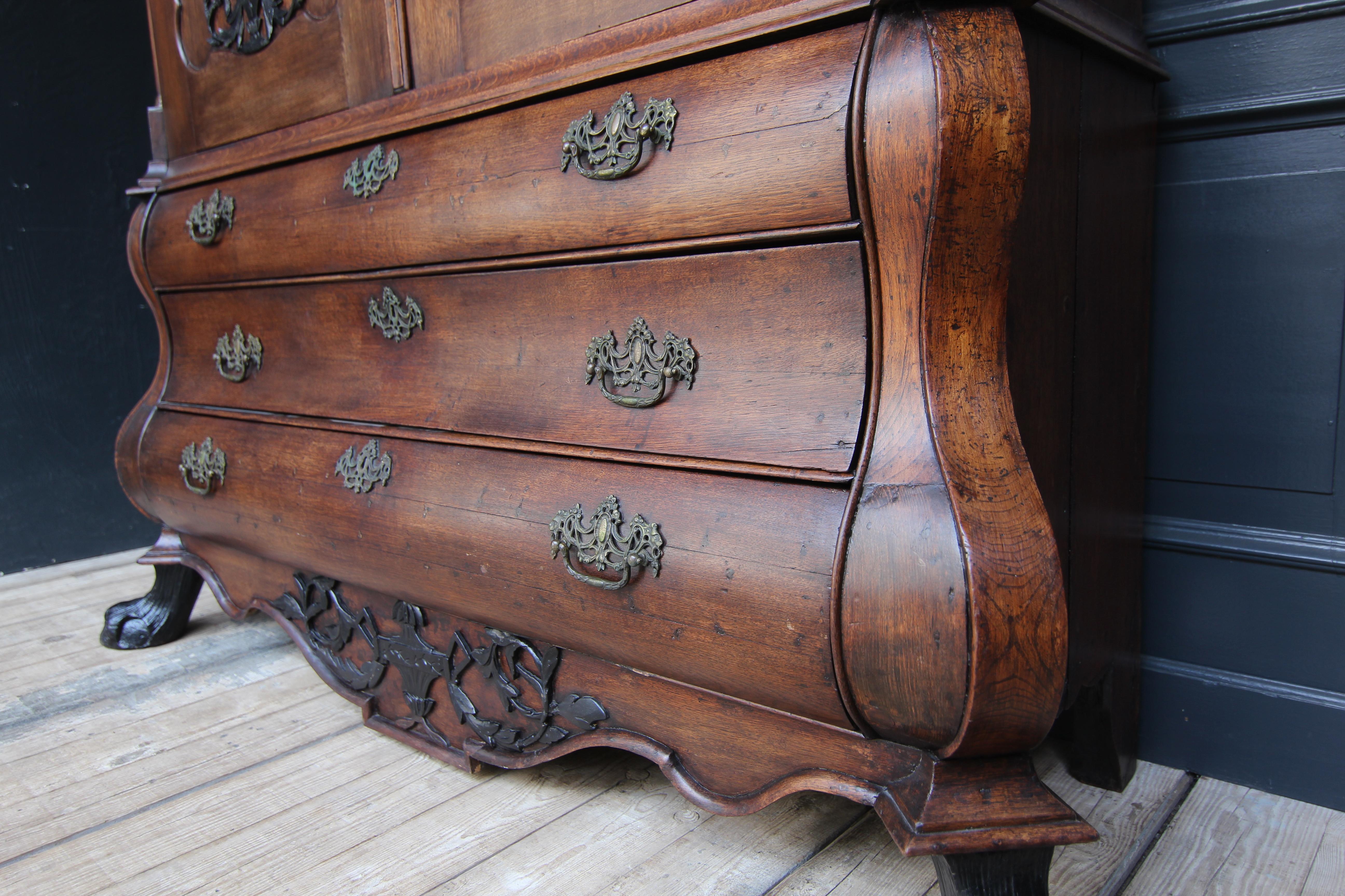 18th Century Dutch Baroque Cabinet or Linen Press For Sale 2