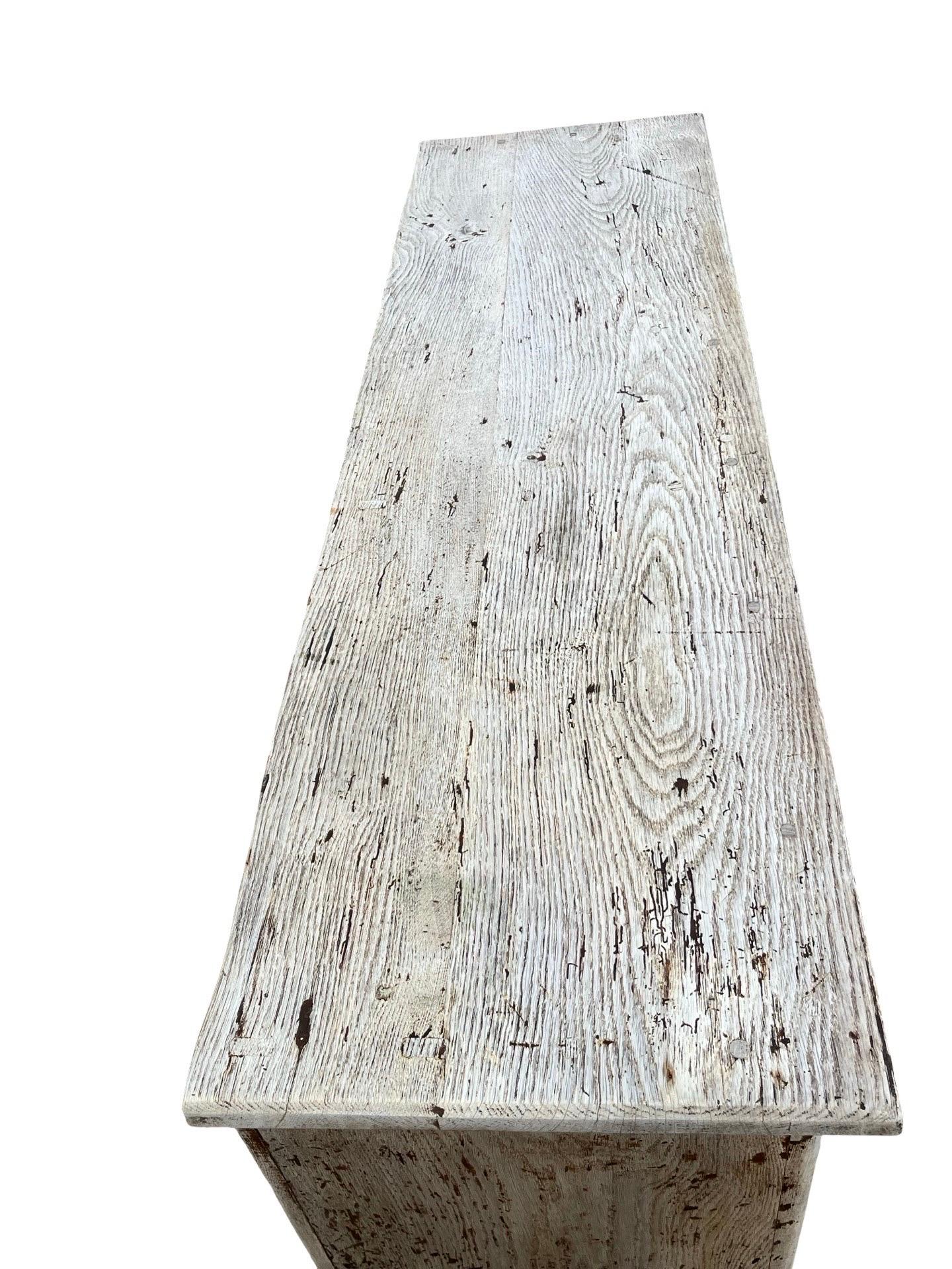 18. Jahrhundert Niederländisch gebleicht Eiche Credenza / Buffet / Sideboard (Land) im Angebot