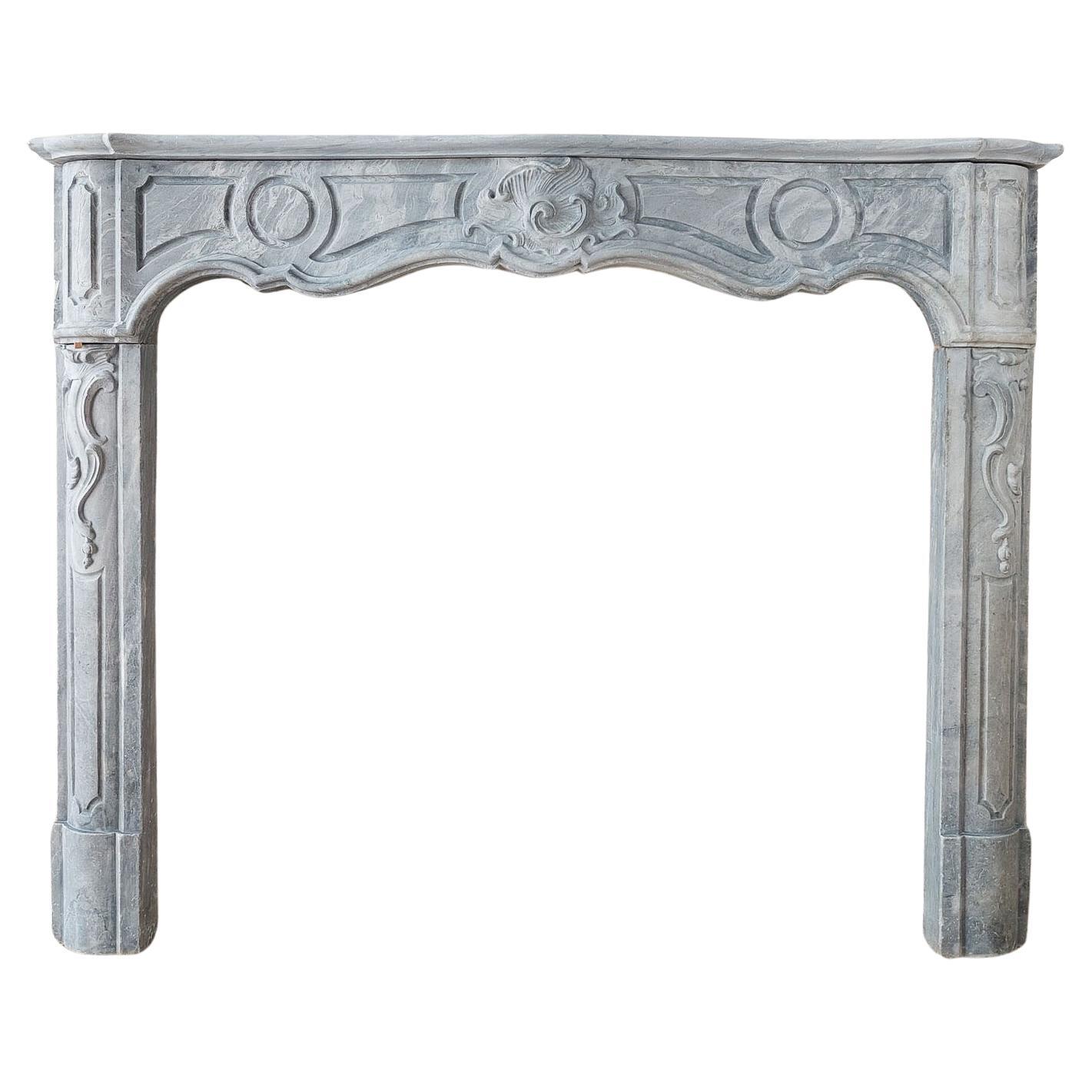 18th century Dutch Blue Turquin marble mantelpiece in Régence Style For Sale