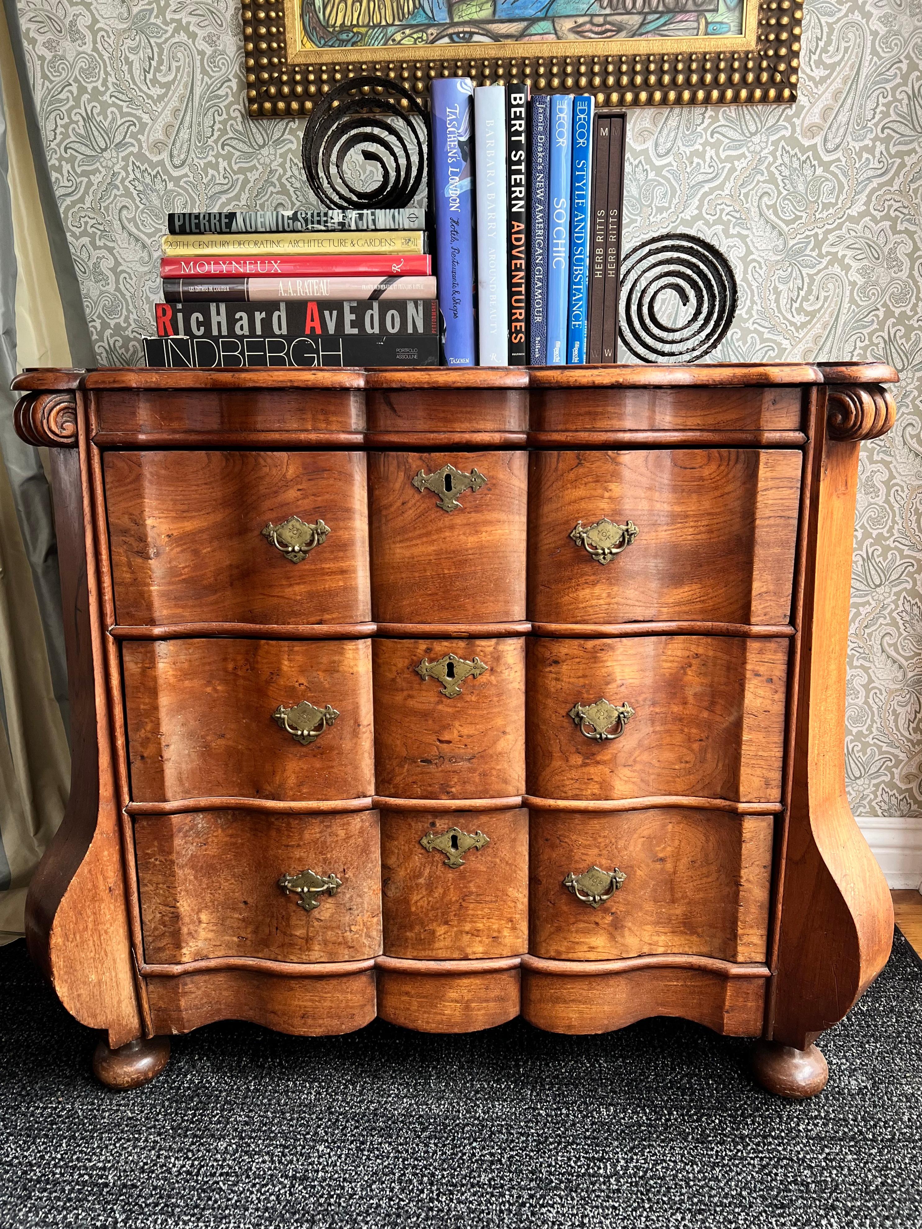 Dutch Colonial 18th Century Dutch Bombe Chest For Sale