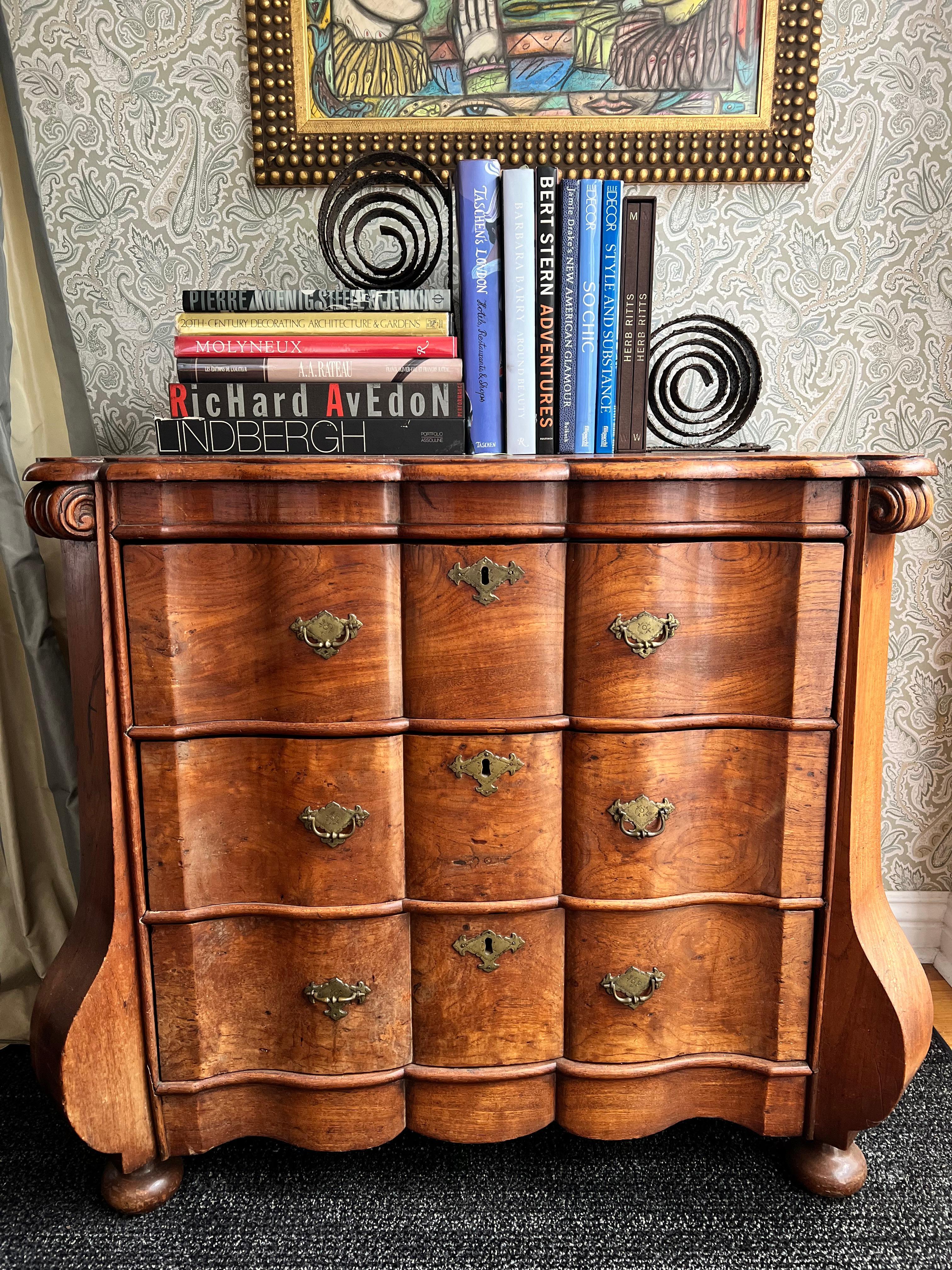 Hand-Crafted 18th Century Dutch Bombe Chest For Sale