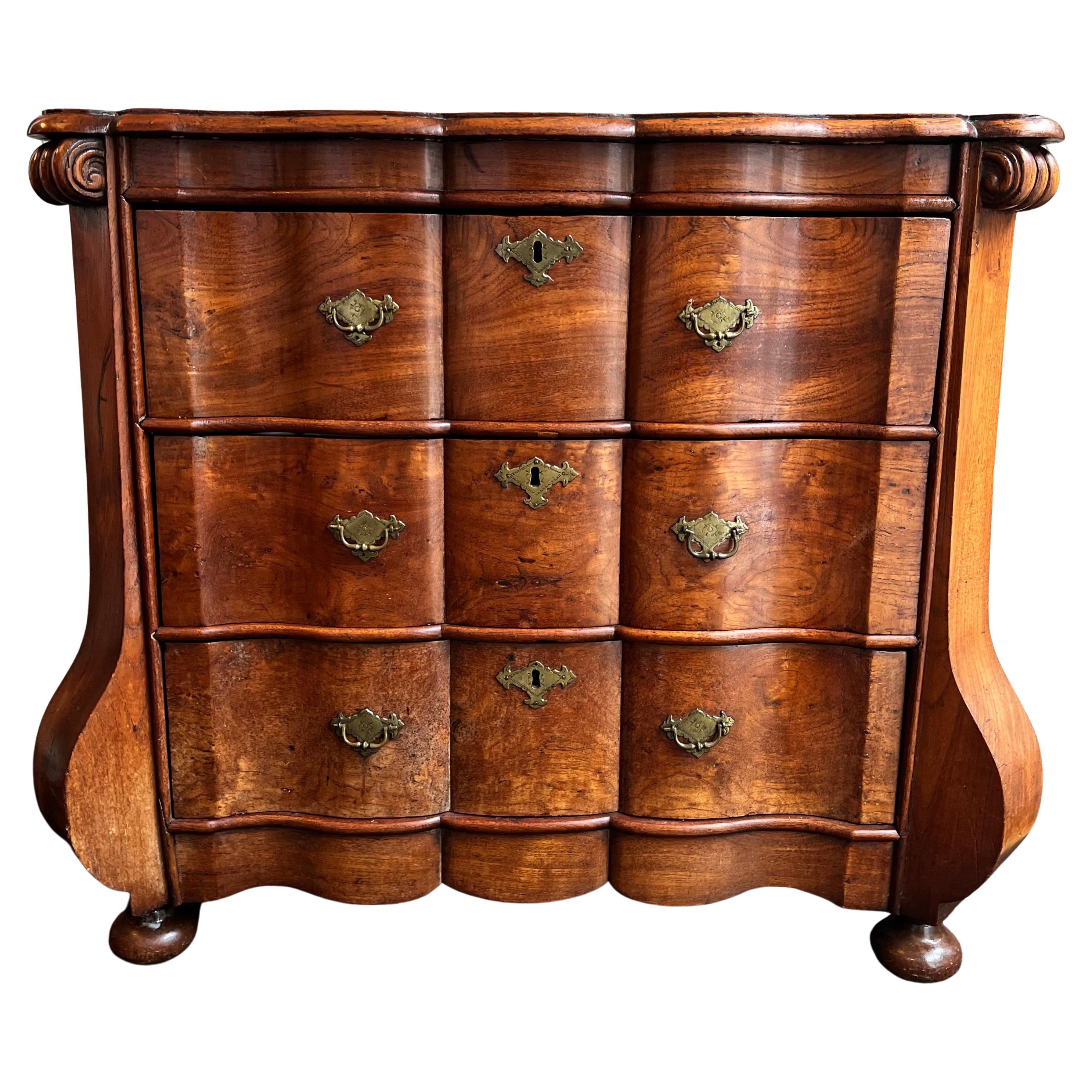 18th Century Dutch Bombe Chest For Sale