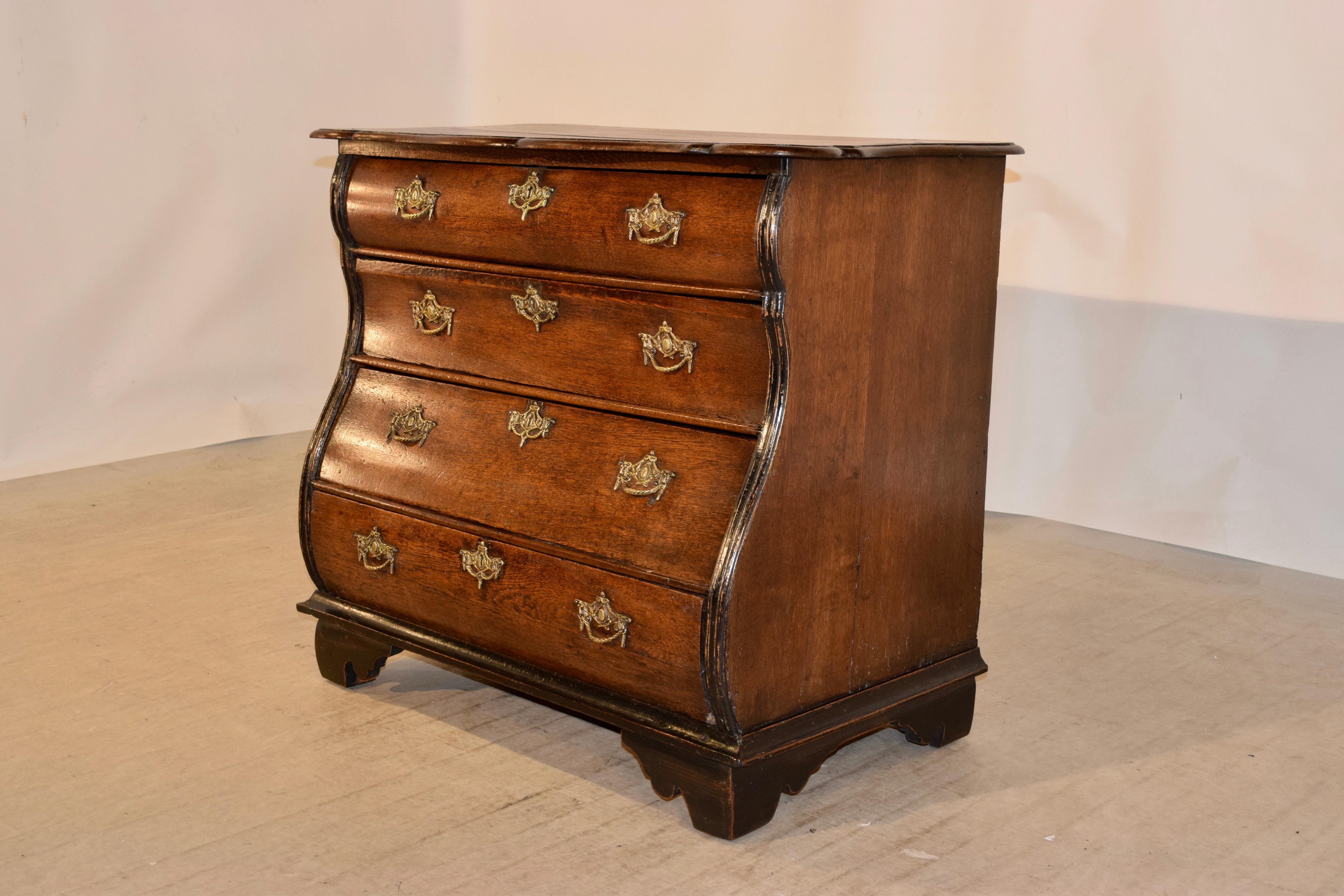 18th Century Dutch Bombe Chest of Drawers In Good Condition In High Point, NC