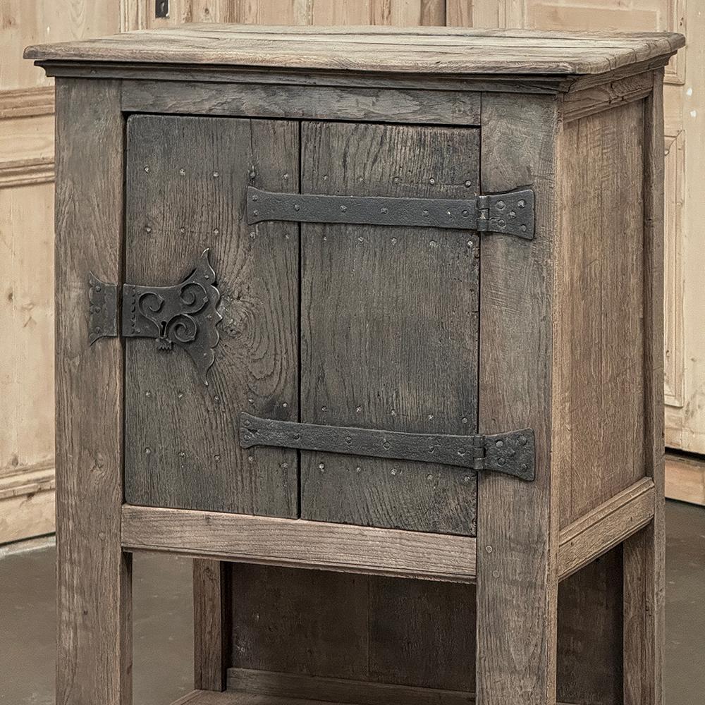18th Century Dutch Cabinet in Stripped Oak with Wrought Iron For Sale 6