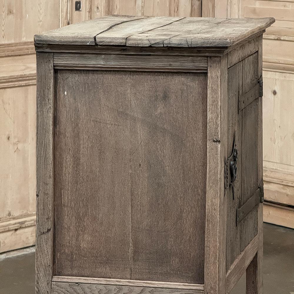 18th Century Dutch Cabinet in Stripped Oak with Wrought Iron For Sale 9