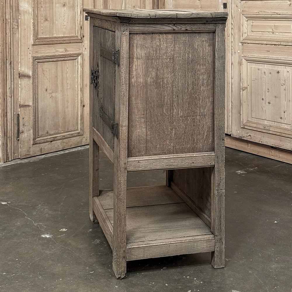 18th Century Dutch Cabinet in Stripped Oak with Wrought Iron For Sale 11