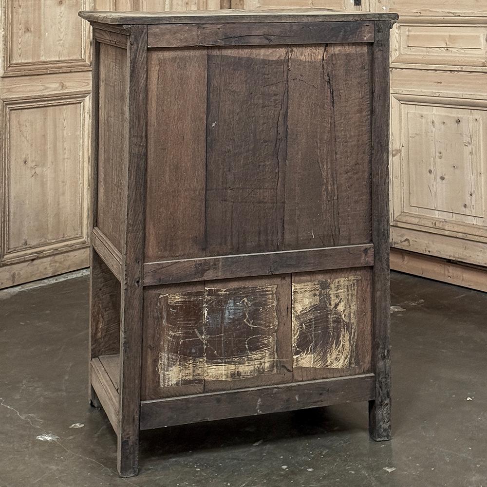 18th Century Dutch Cabinet in Stripped Oak with Wrought Iron For Sale 14