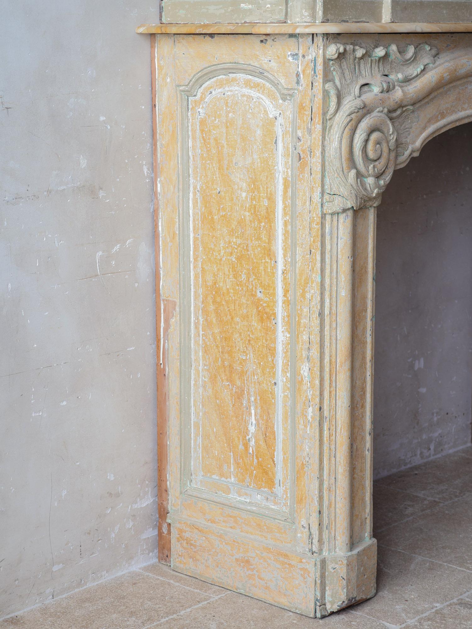 Mantello in legno della casa sul canale olandese del XVIII secolo con sovramantello in vendita 13