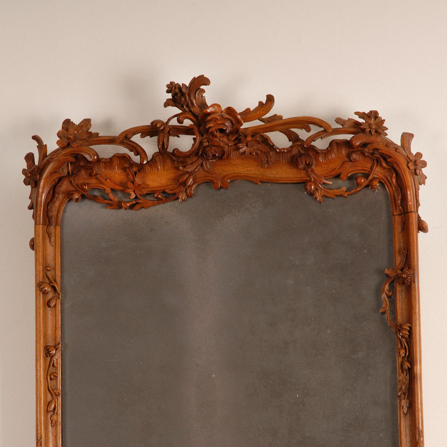 18th Century Dutch Carved Mirror Rococo Period Basswood In Good Condition In Wommelgem, VAN