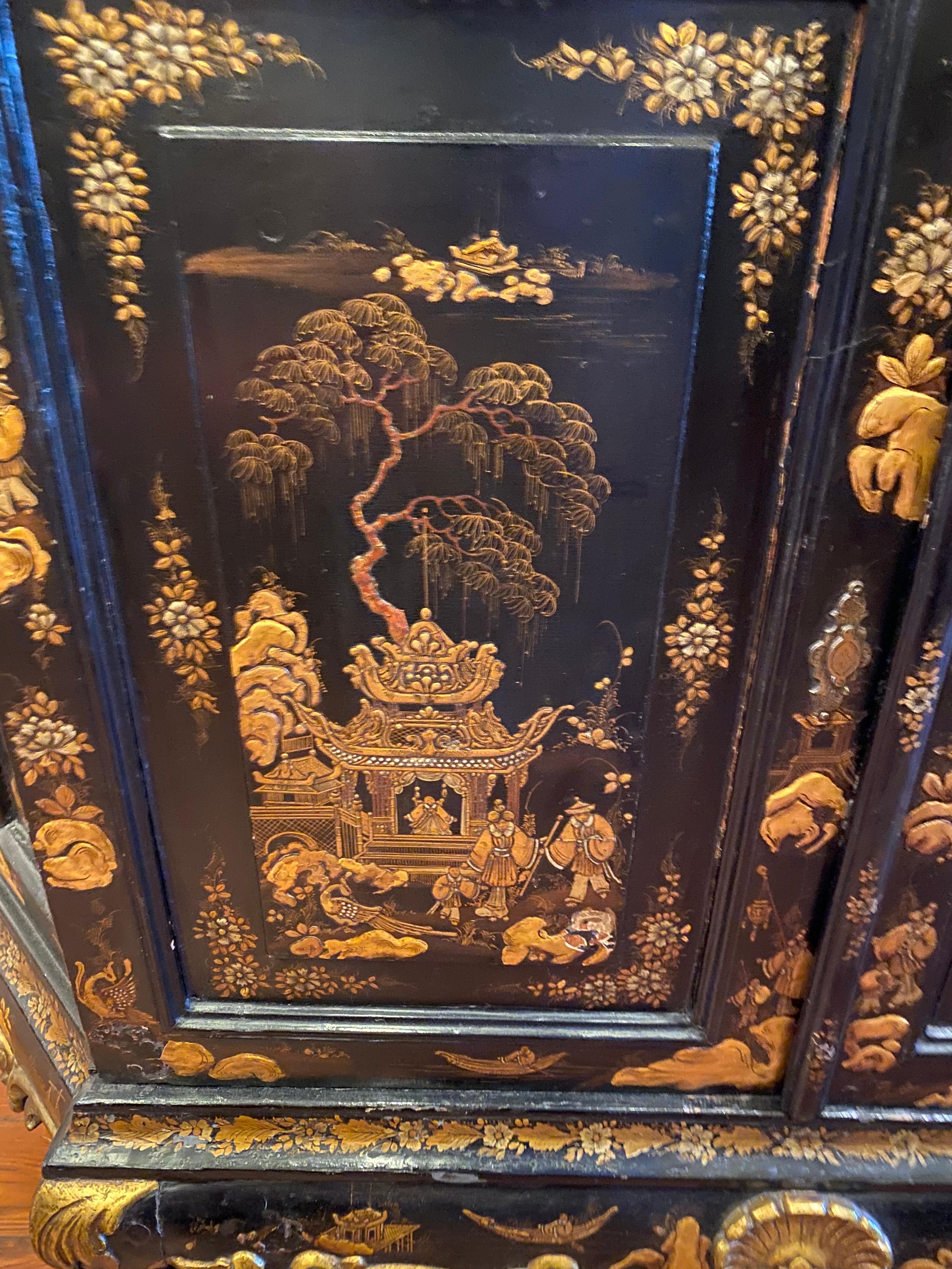 18th Century Dutch Chinoiserie Cabinet For Sale 2