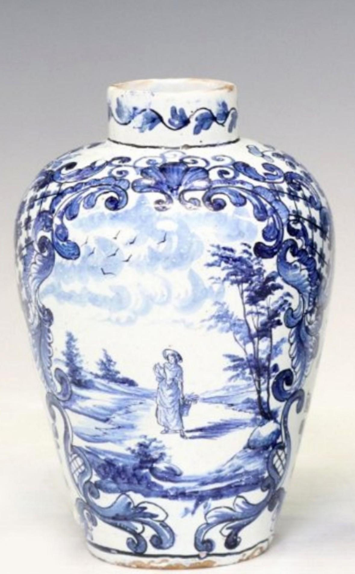 18th Century Dutch Chinoiserie Delft Tin-glazed Earthenware Vase Garniture Set For Sale 2