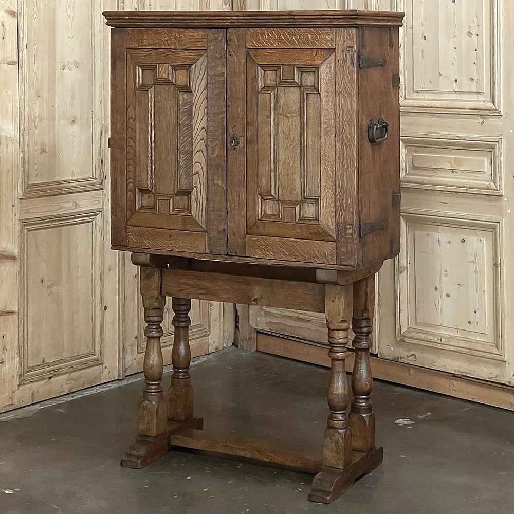 Hand-Crafted 18th Century Dutch Collector's Cabinet For Sale