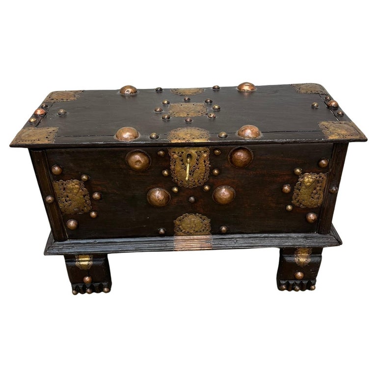 18th Century Dutch Colonial Teak Chest with Brass and Copper Mounts 18th Century Dutch Colonial Teak Chest with Brass and Copper Mounts