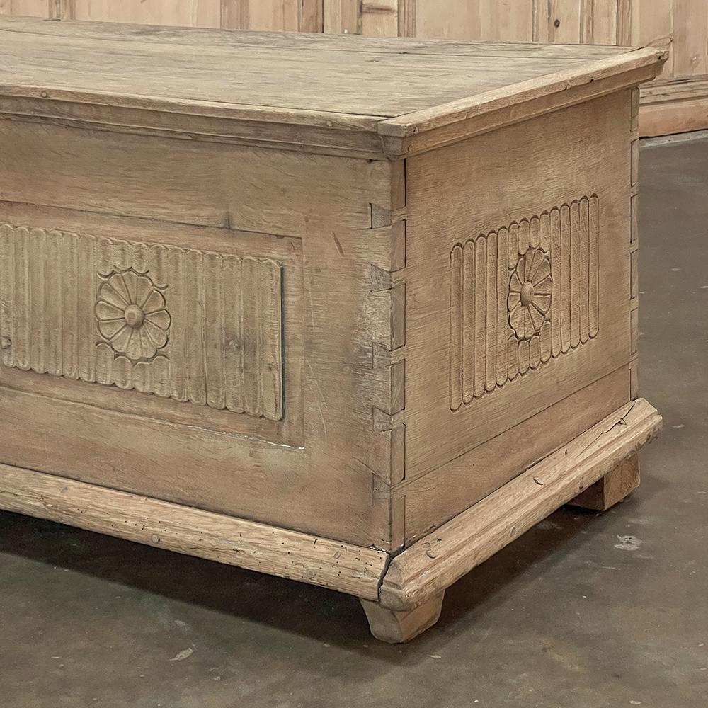 18th Century Dutch Colonial Trunk 11