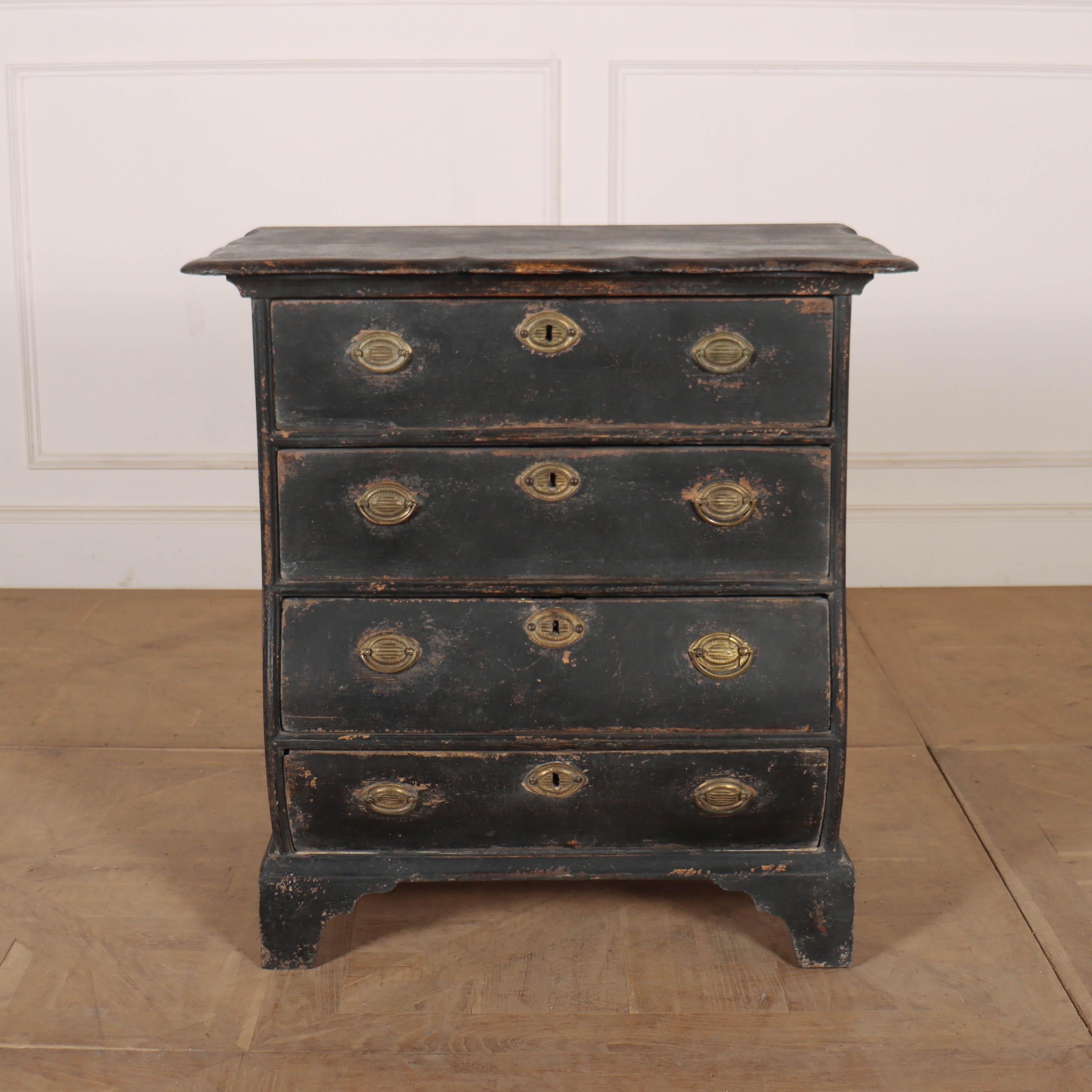 18th Century Dutch Commode In Good Condition In Leamington Spa, Warwickshire