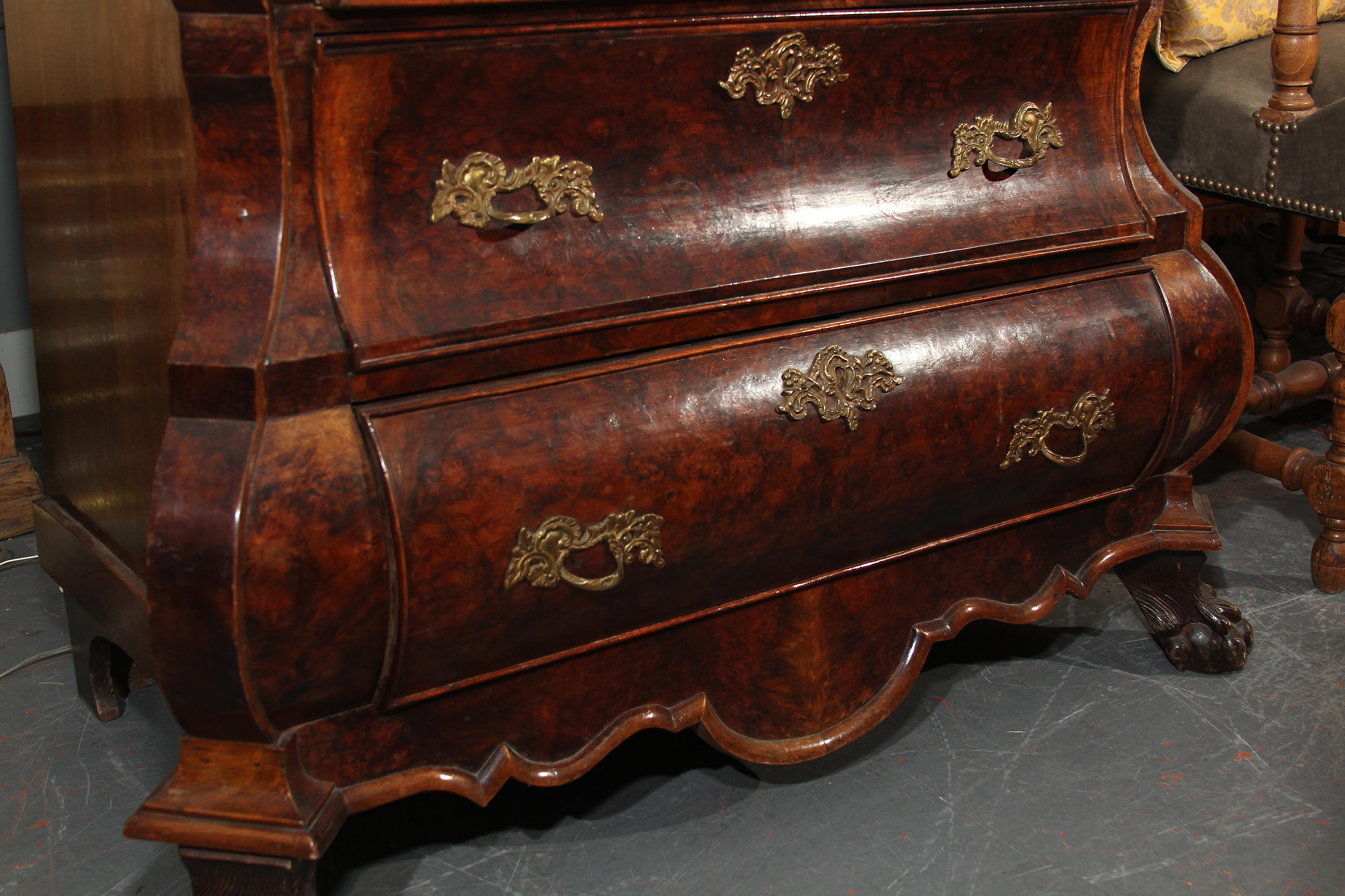 18th Century Dutch Commode For Sale 1