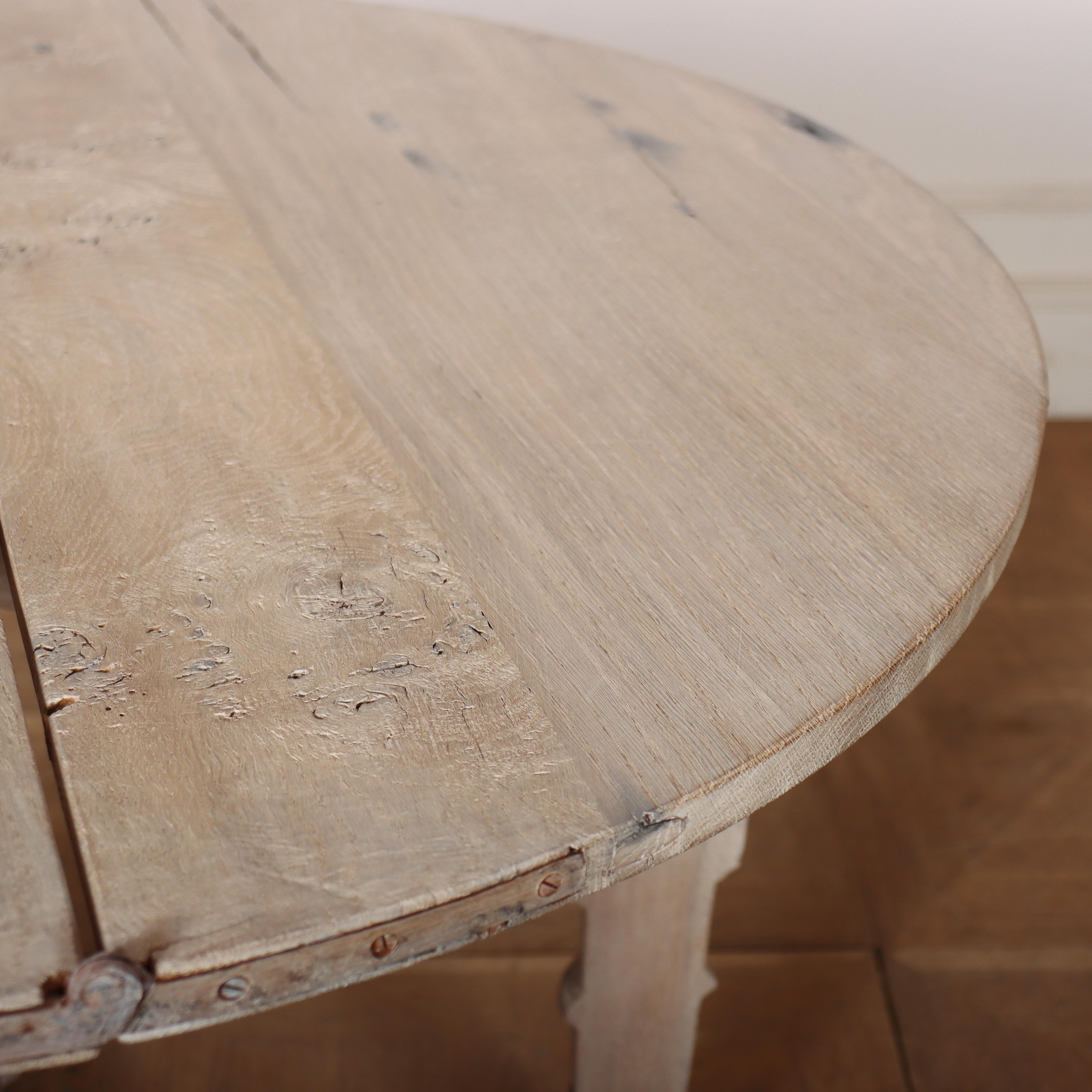 Chêne Table console hollandaise du 18e siècle en vente