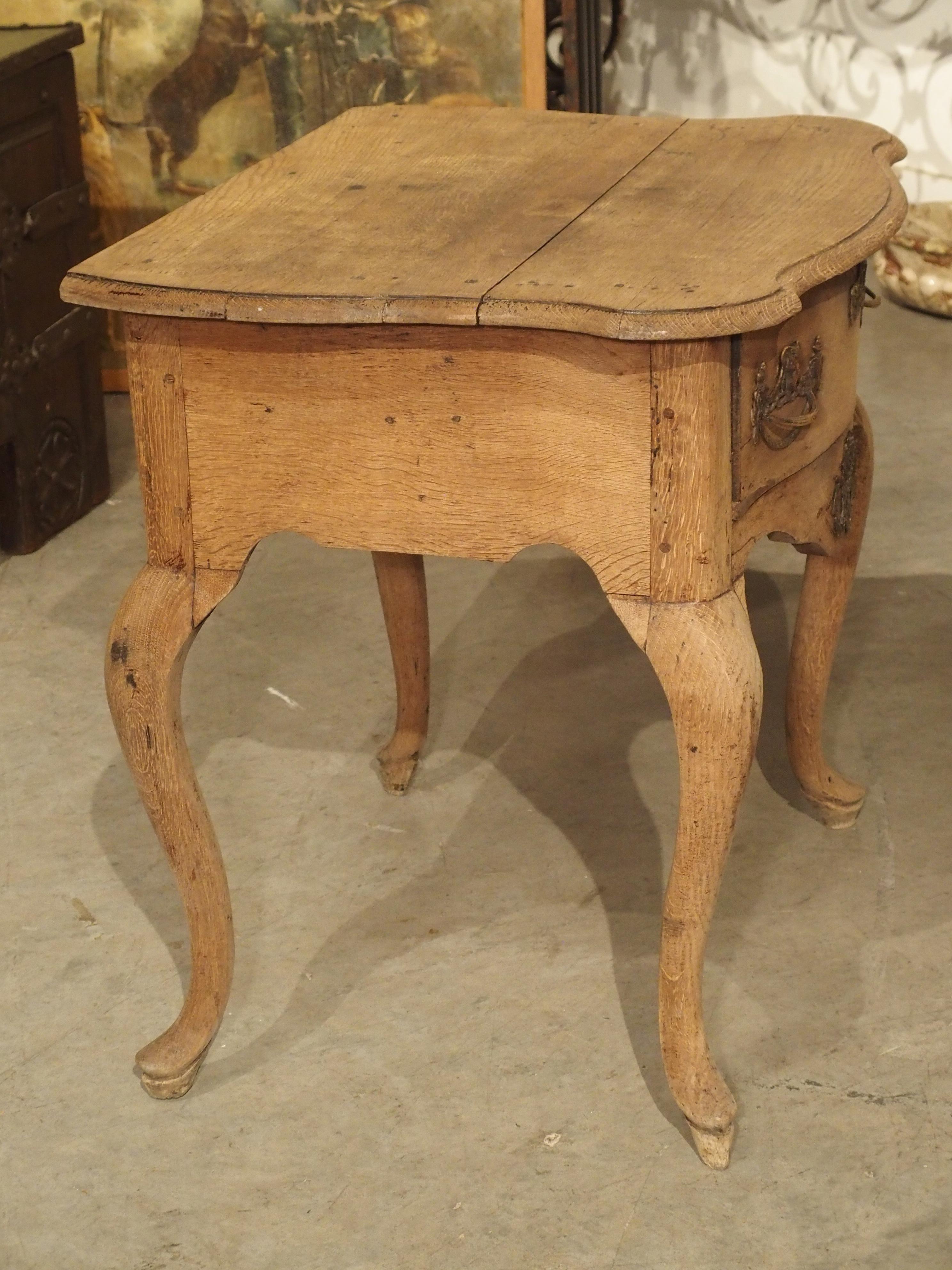 18th Century Dutch Console Table in Carved Oak For Sale 5