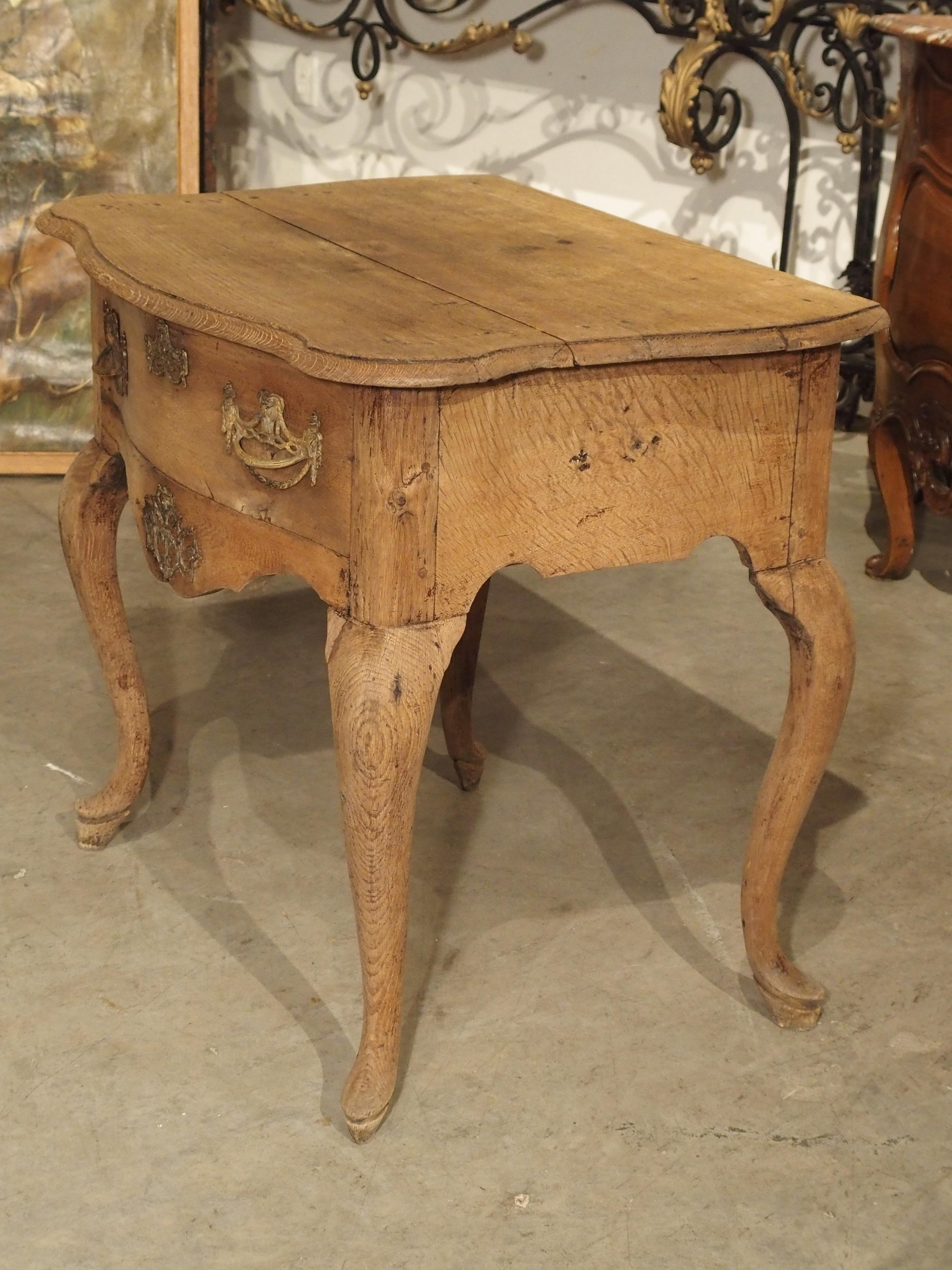 18th Century Dutch Console Table in Carved Oak For Sale 8
