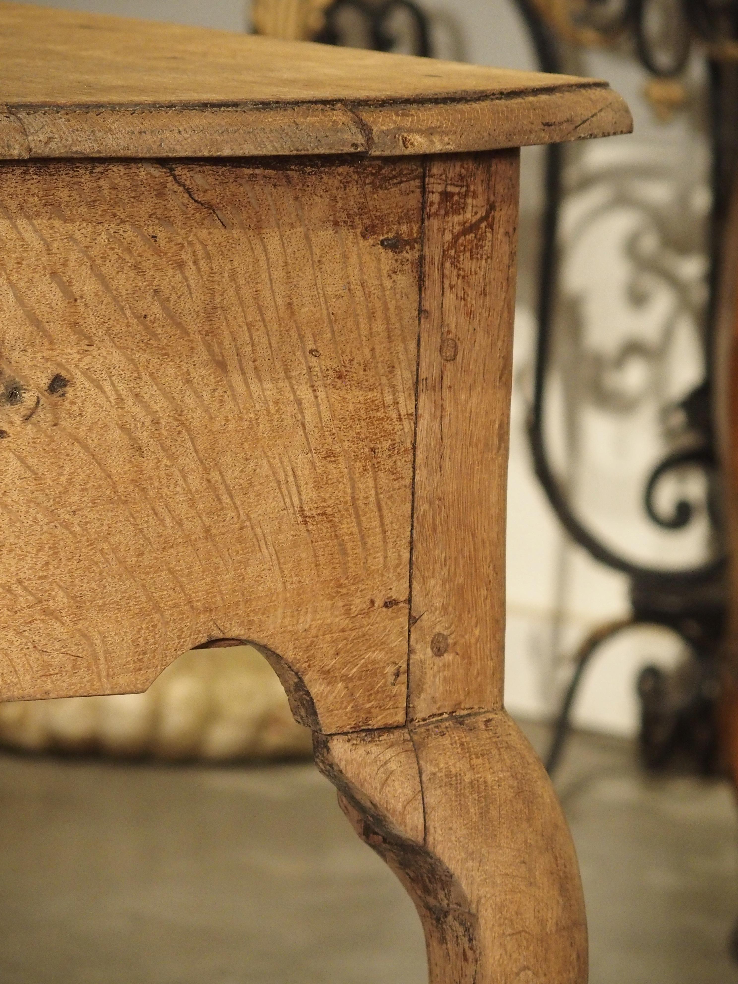 18th Century Dutch Console Table in Carved Oak For Sale 10