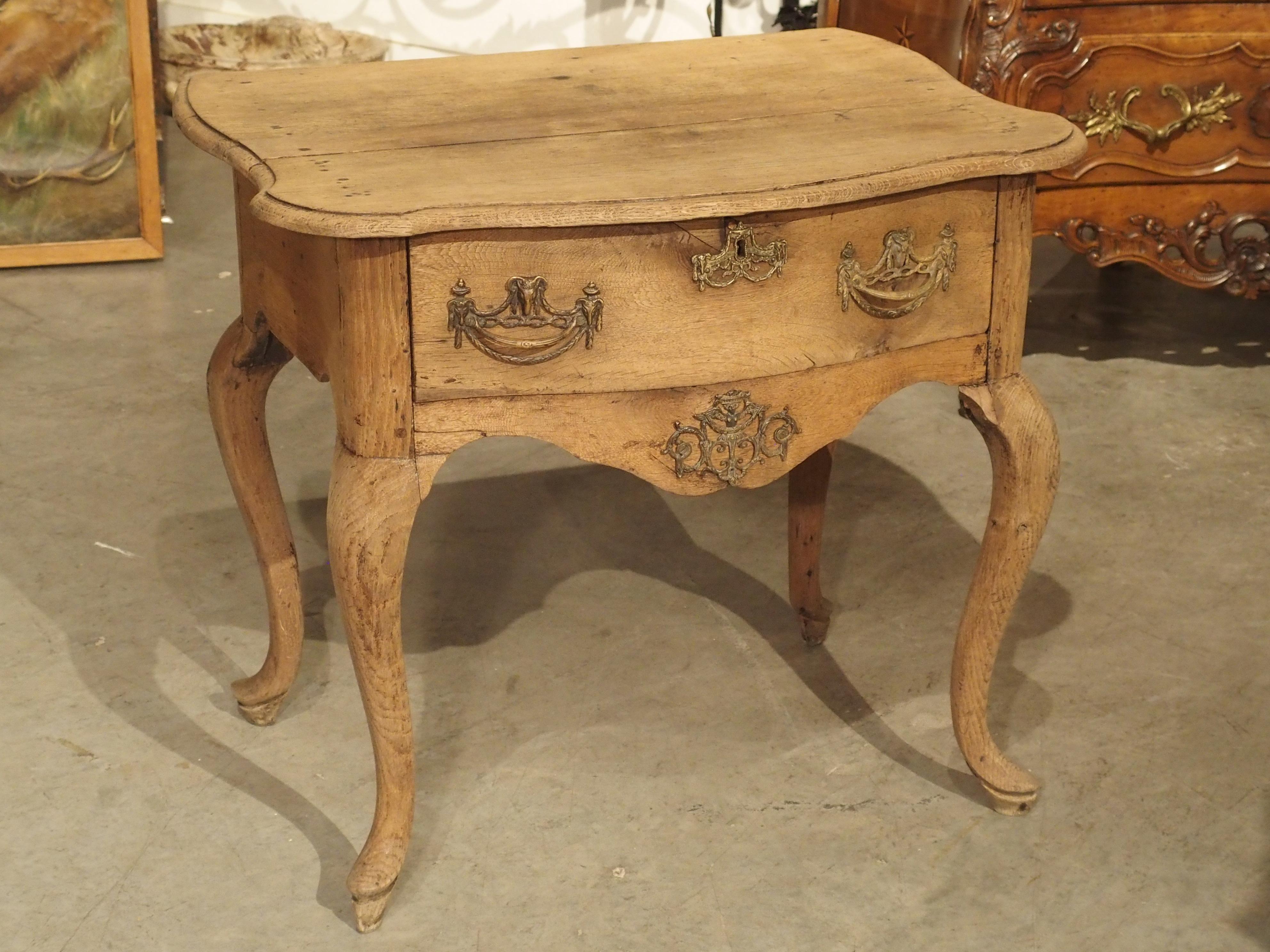 18th Century Dutch Console Table in Carved Oak For Sale 11