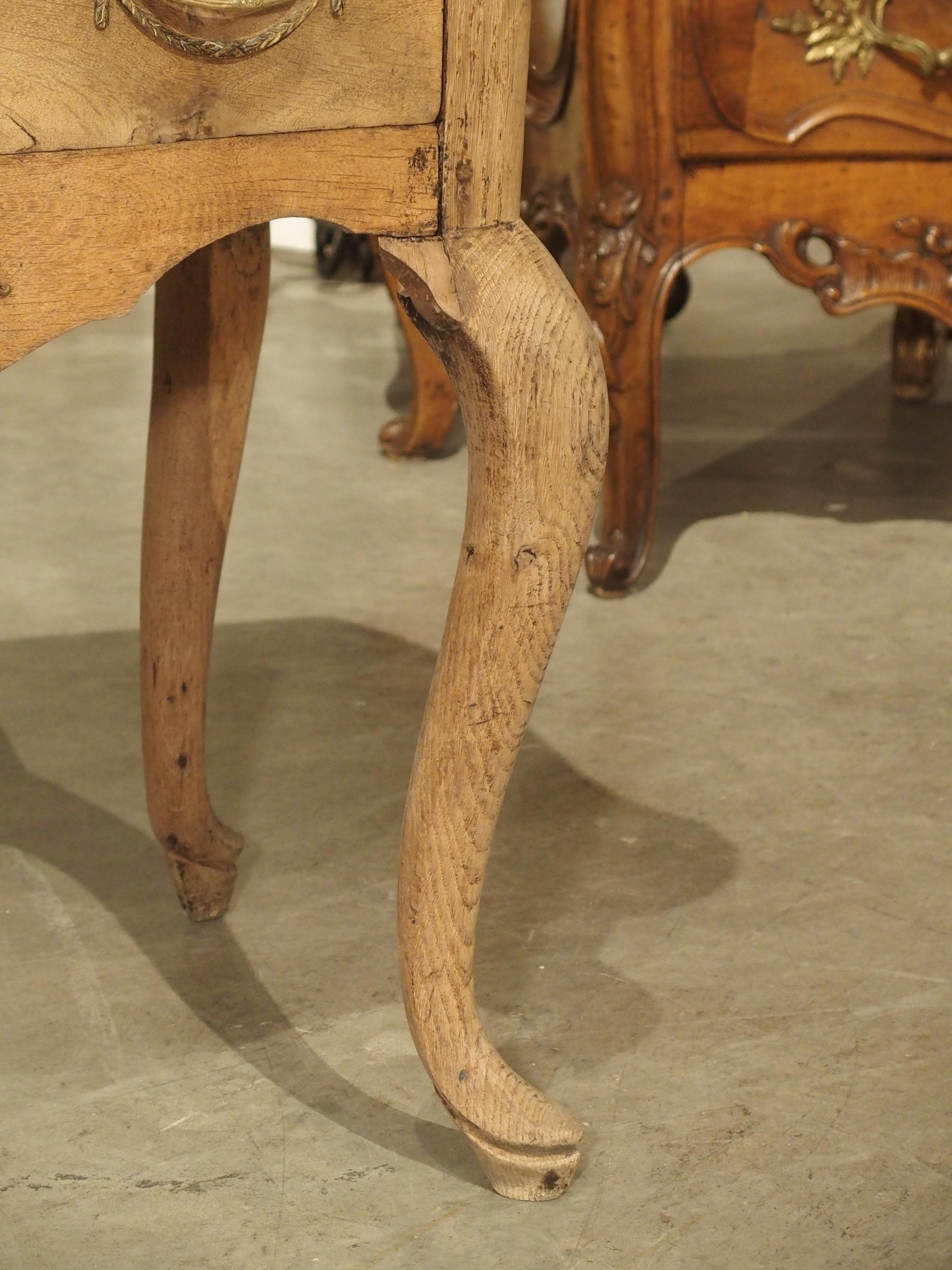 18th Century Dutch Console Table in Carved Oak In Good Condition For Sale In Dallas, TX