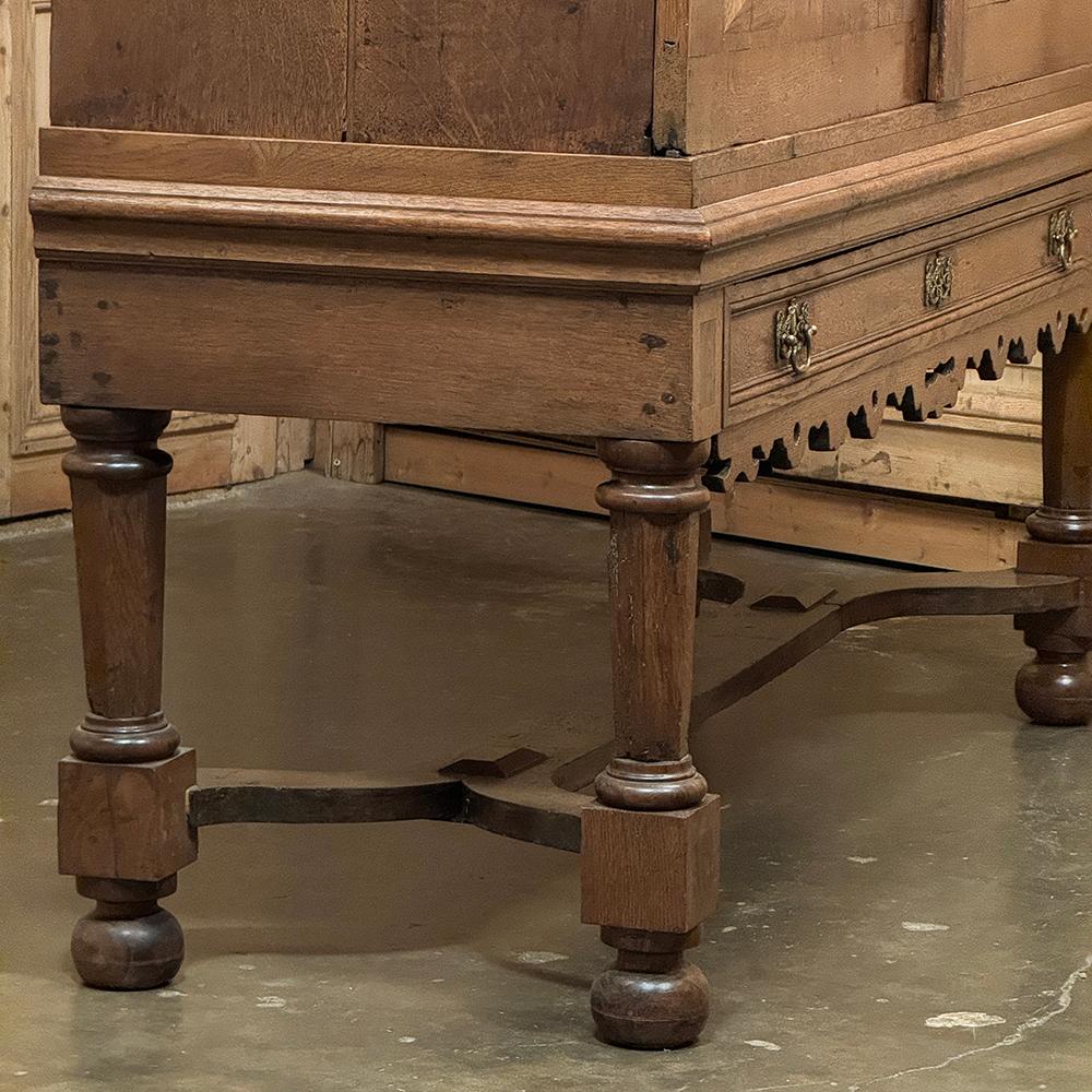 18th Century Dutch Cupboard with Inlay 8