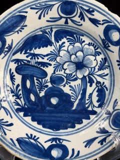 Niederländischer Delft-Fayence-Teller in Blau und Weiß aus dem 18. Jahrhundert – 9,1 in