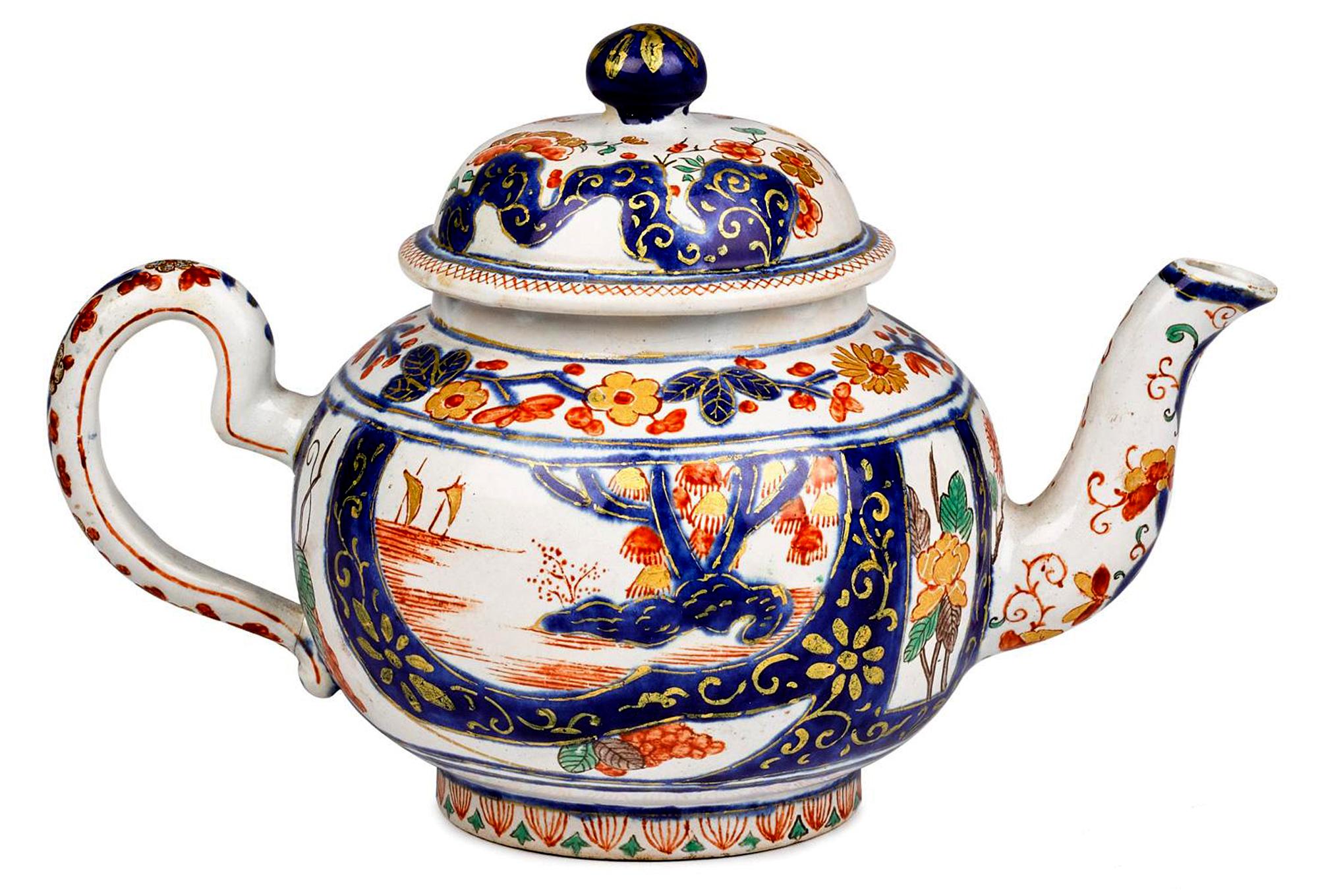 Dutch Delft Dore Chinoiserie teapot & cover,
Early 18th Century.

The circular Dutch Delft Dore large teapot is painted in with Chinoiserie scenes within shaped panels bordered with a dark blue and highlighted with gilt flower heads and leaves.