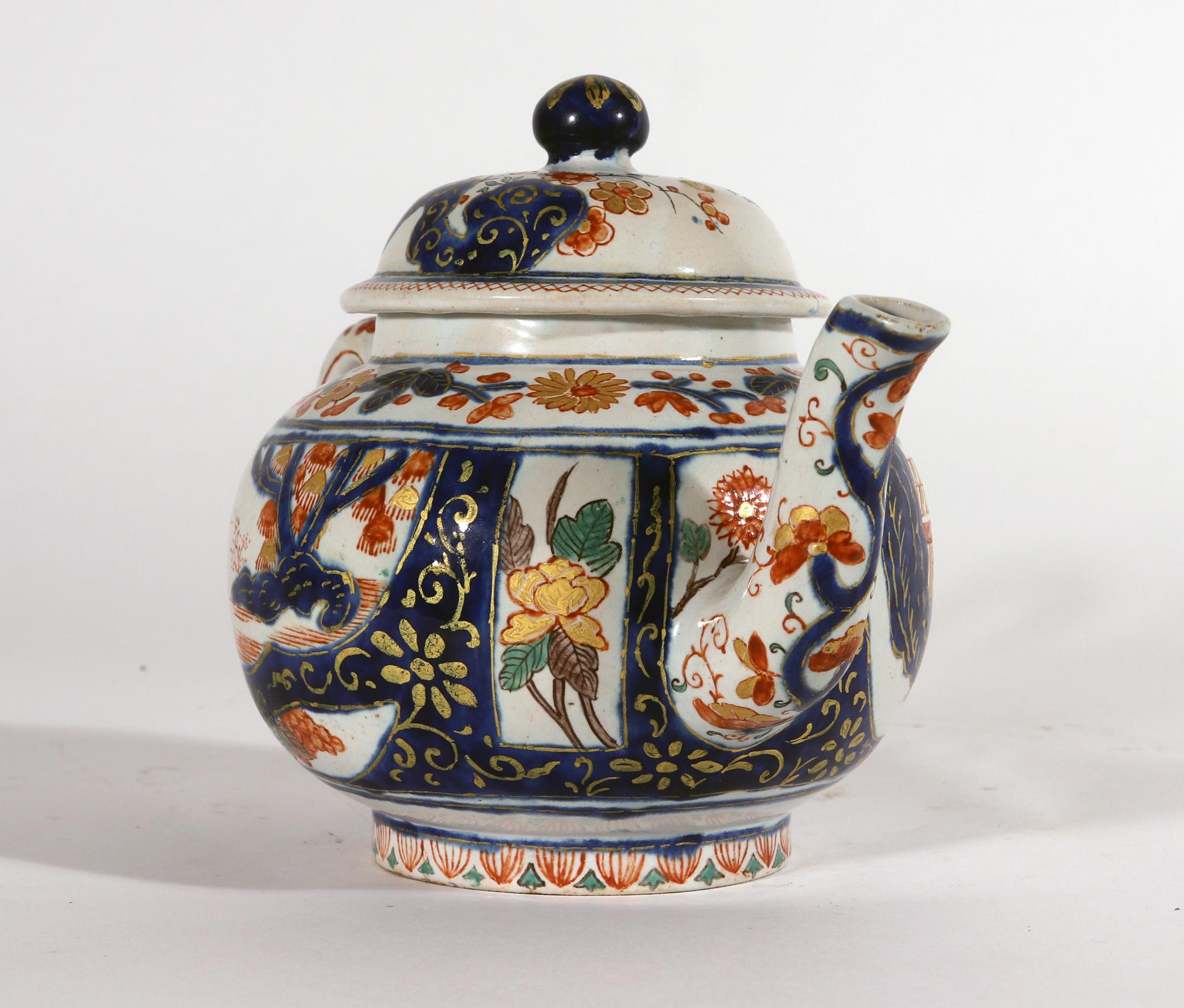 18th Century Dutch Delft Dore Chinoiserie Teapot & Cover In Good Condition For Sale In Downingtown, PA