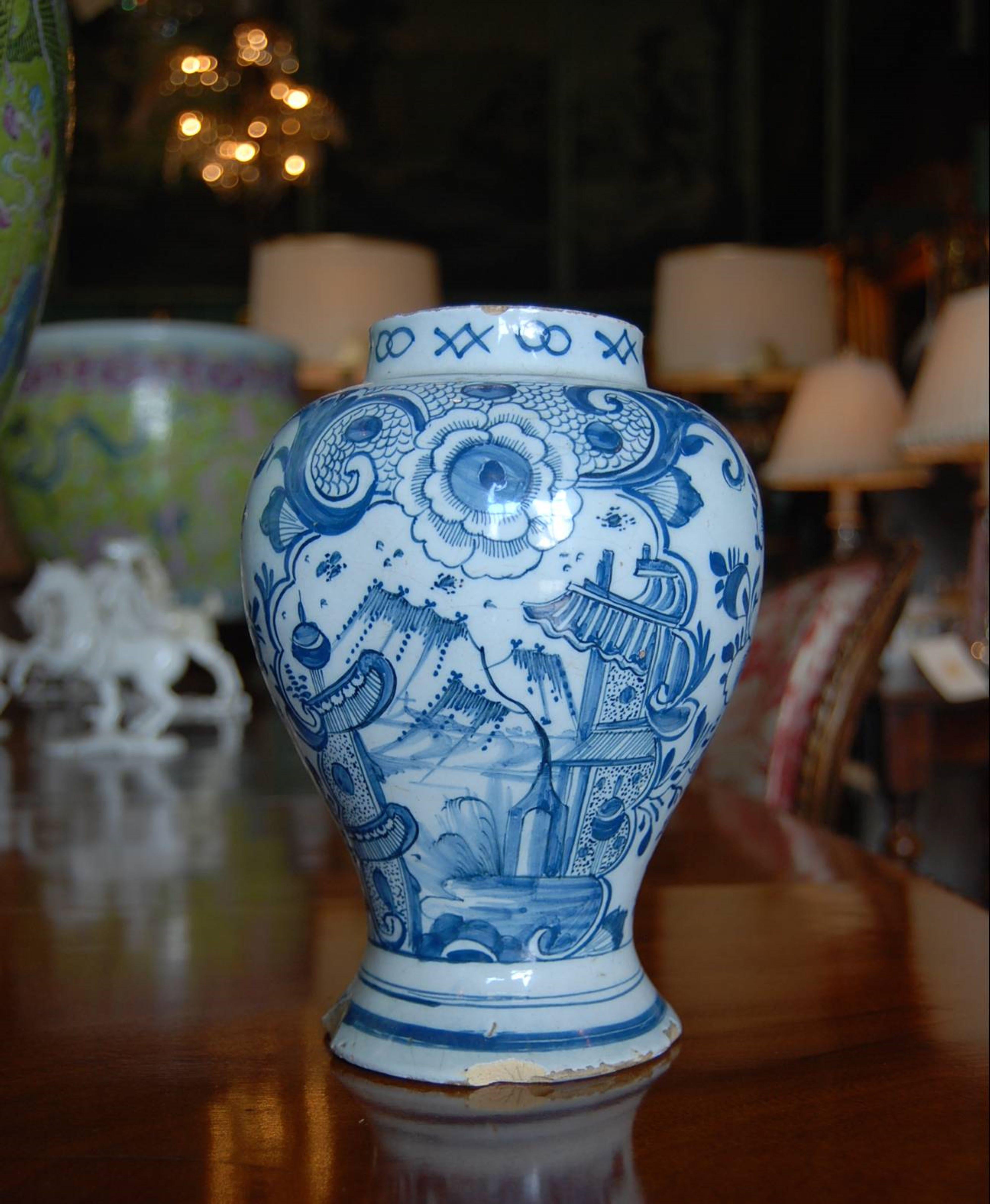 18th Century Dutch Delft Pottery Blue and White Vase / Jar / Urn Antiques LA CA For Sale 4