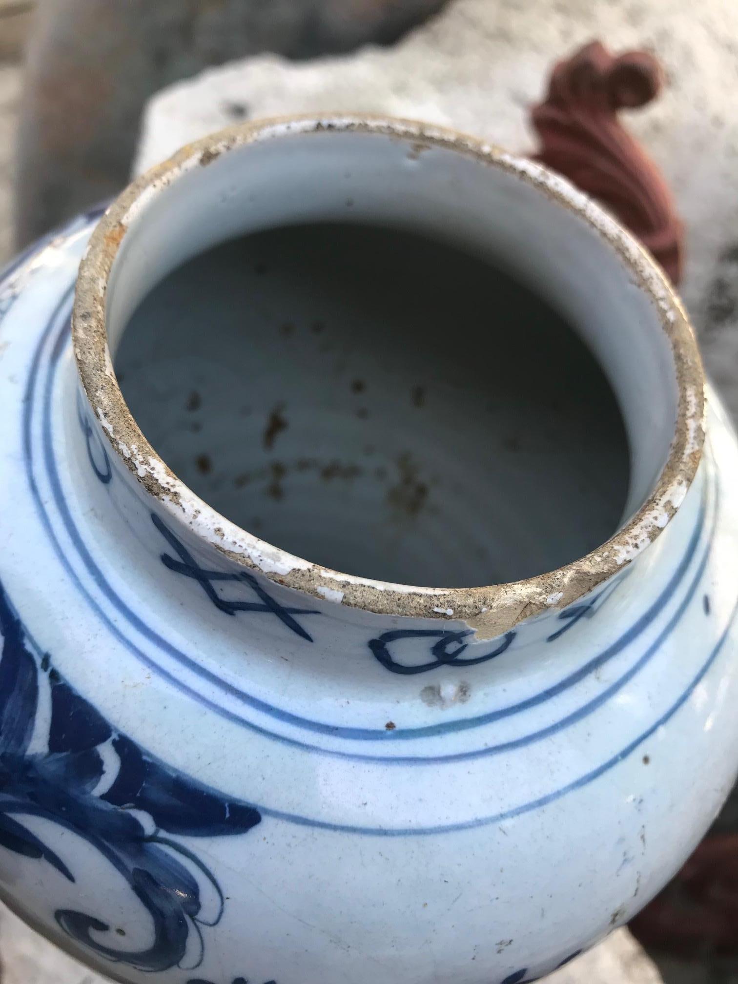18th Century Dutch Delfter Keramik Blaue und weiße Vase / Krug / Urne Antiquitäten LA CA im Angebot 1